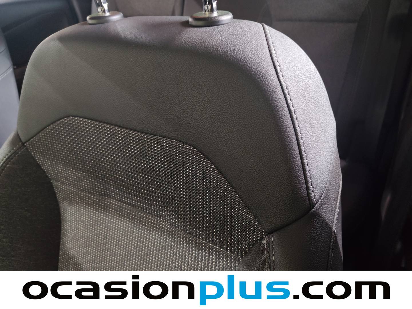 Foto Opel Crossland Opel Crossland 1.2 Business Elegance Auto (130 CV)