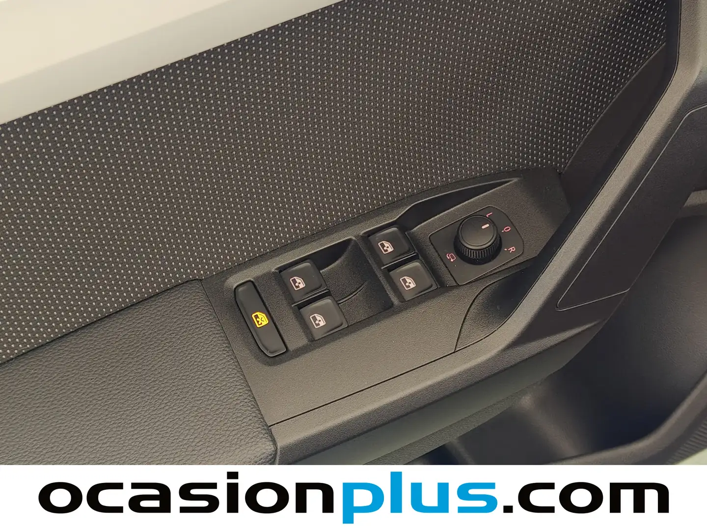 Foto Seat Arona SEAT Arona 1.0 TSI Ecomotive S&S Xcellence Edition (115 CV)