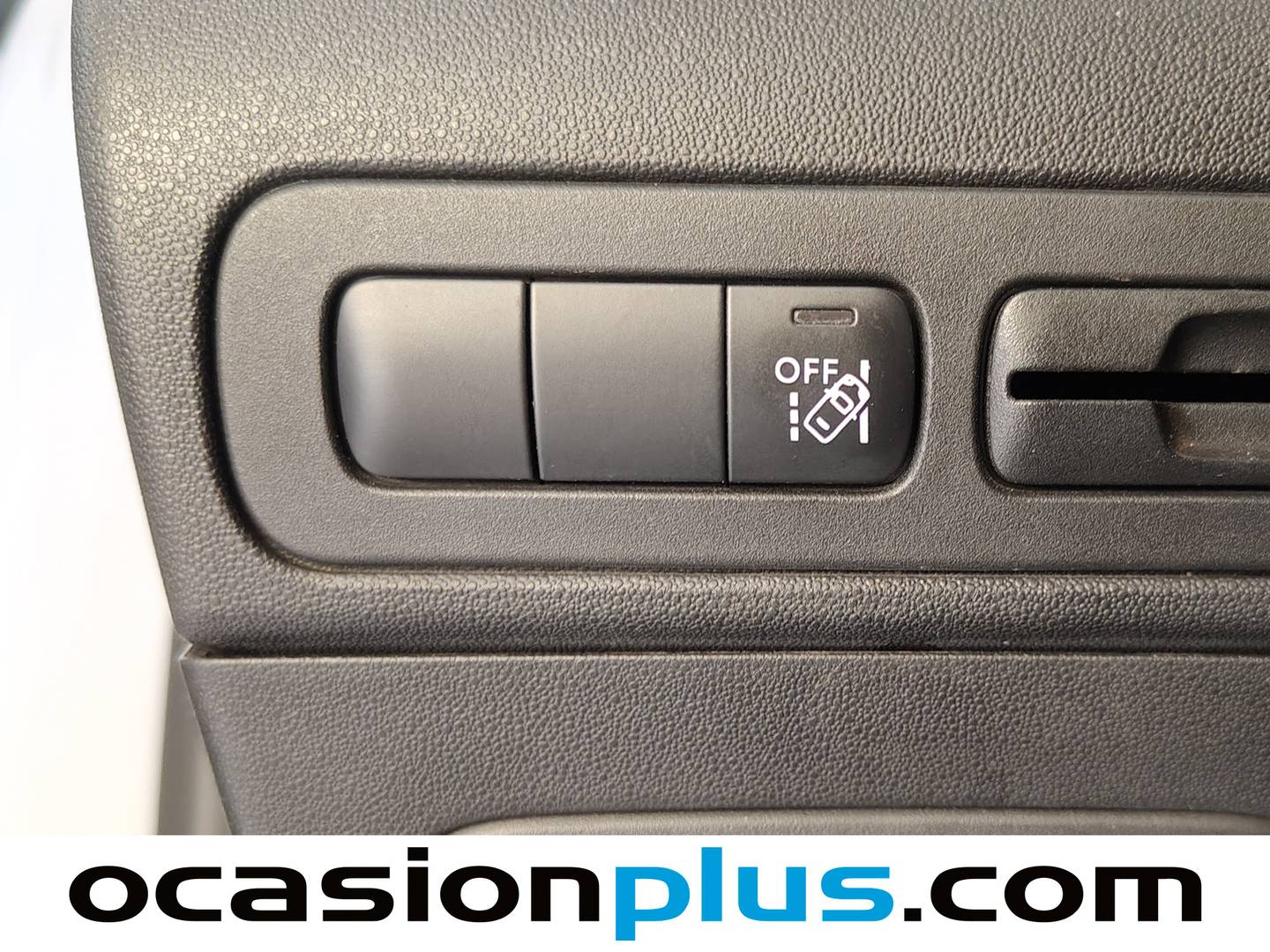Extras y acabados del Citroën C3 Aircross Citroën C3 Aircross PureTech 82 Feel (82 CV)
