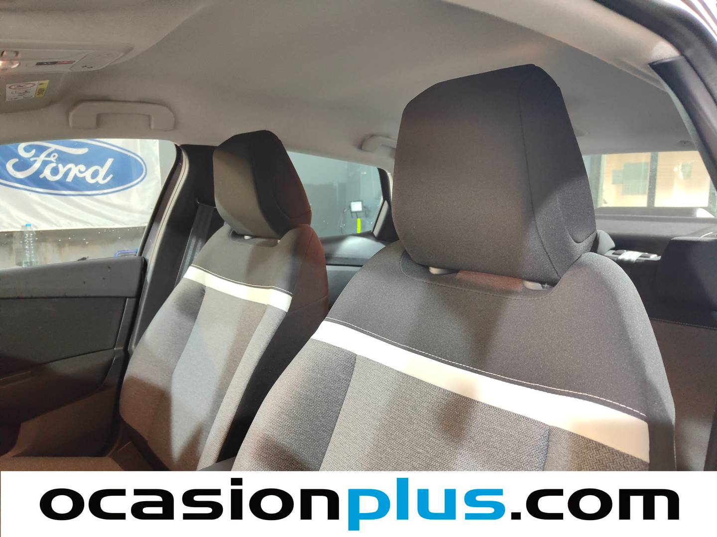 Foto Citroën C4 X Citroen C4 X PureTech 100 S&S 6v You (102 CV)