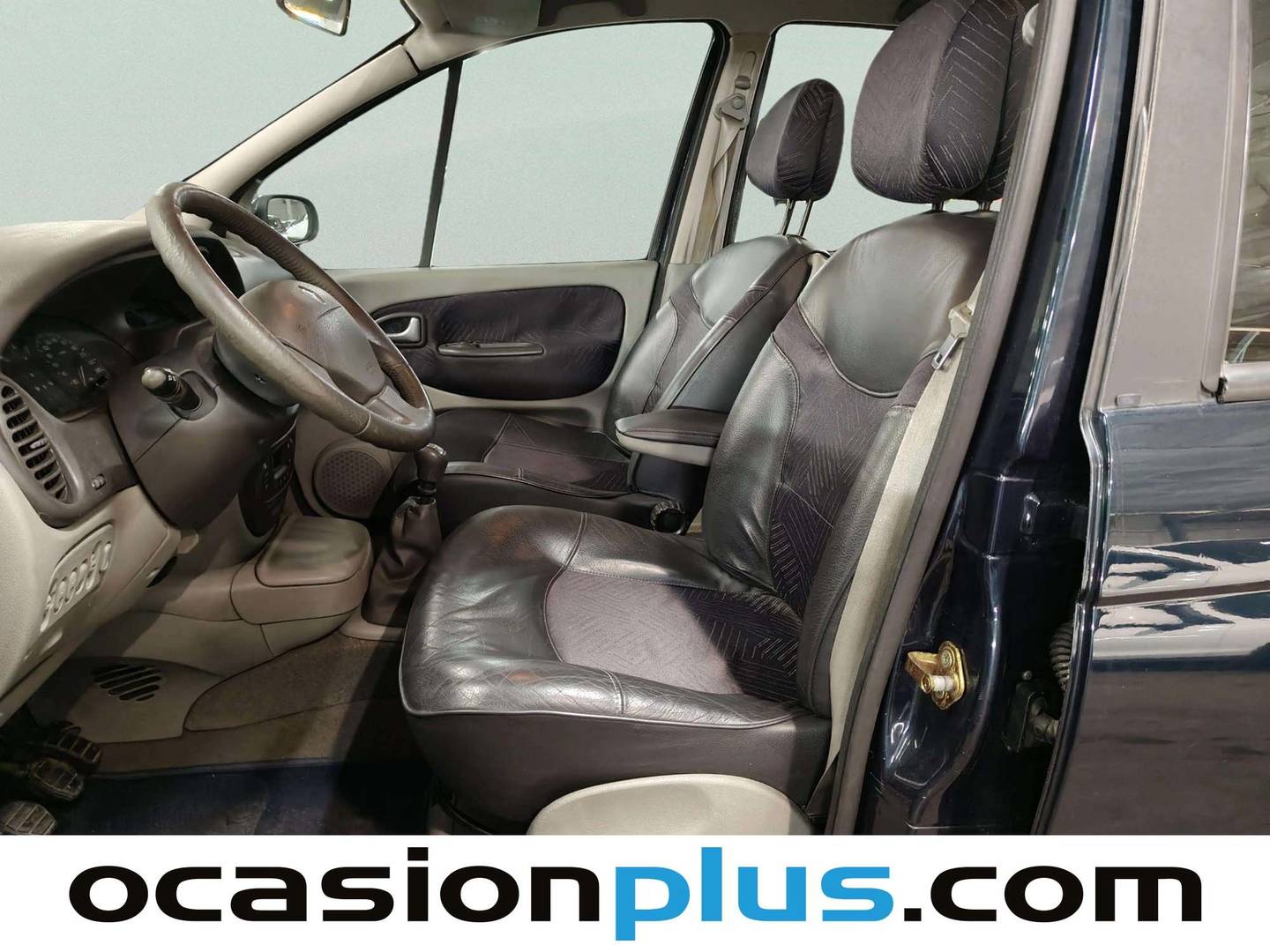 Foto asientos delanteros Renault Mégane Renault Megane 1.6 16V Century (110 CV)