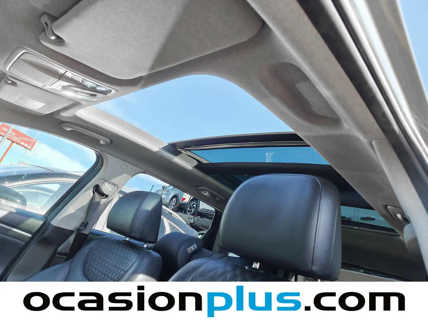 Foto Hyundai Santa Fe Hyundai Santa Fe 2.2 CRDI Tecno SR 4x2 Auto (200 CV) 7 Plazas