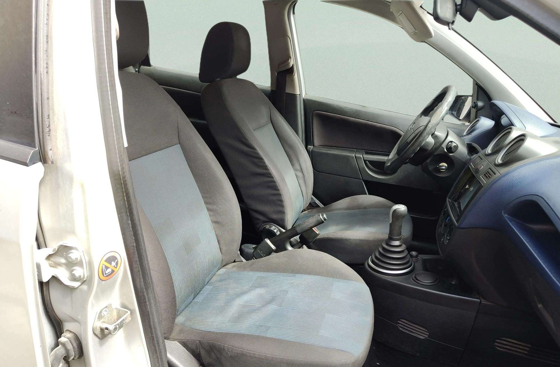 Ford Fiesta 1.4 Newport - foto 13