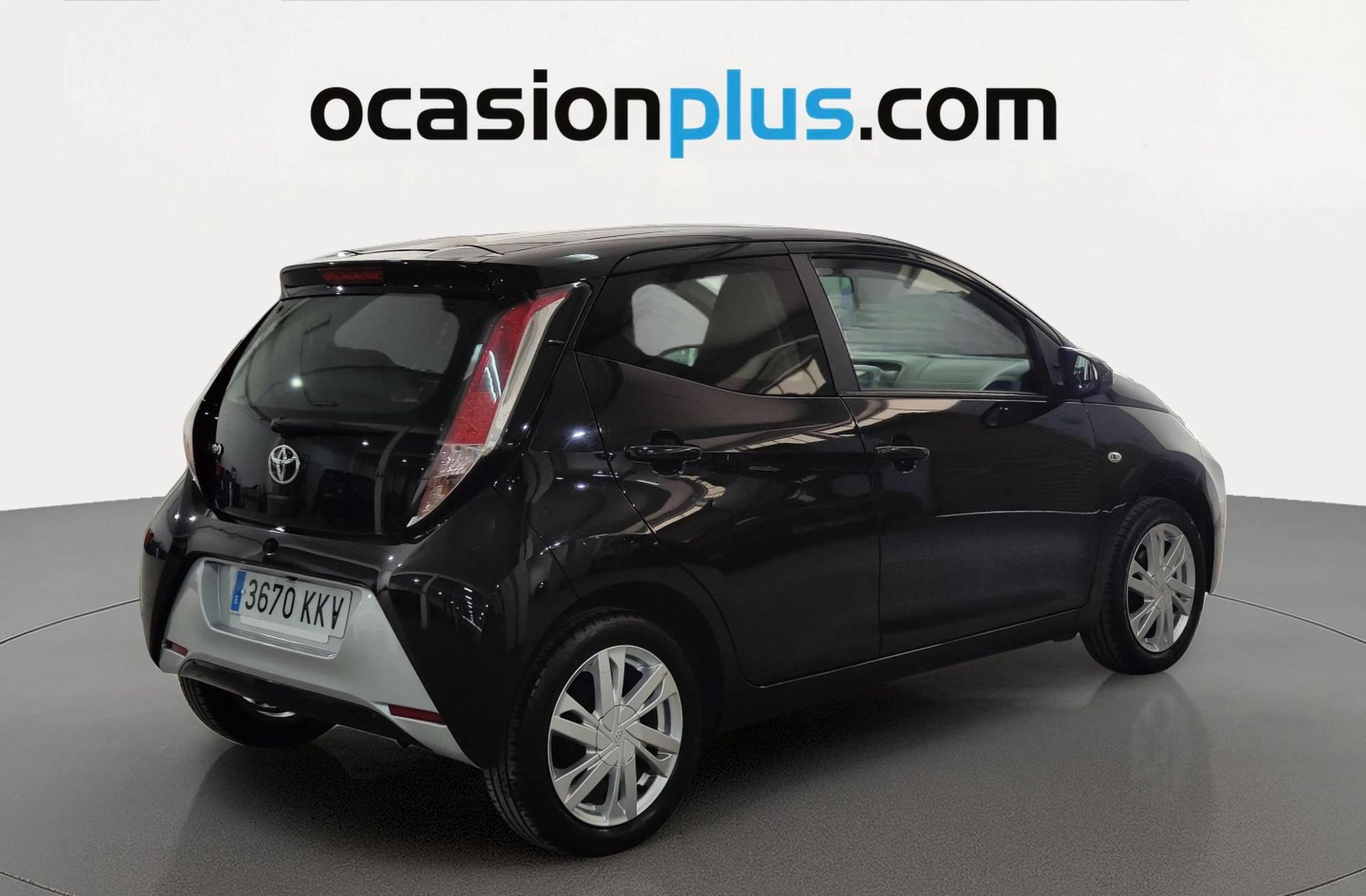 Toyota Aygo 1.0 70 x-play - foto 4