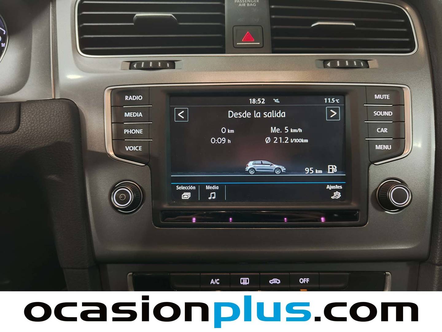 Foto Volkswagen Golf Volkswagen Golf Special Edition 1.6 TDI BMT (110 CV)