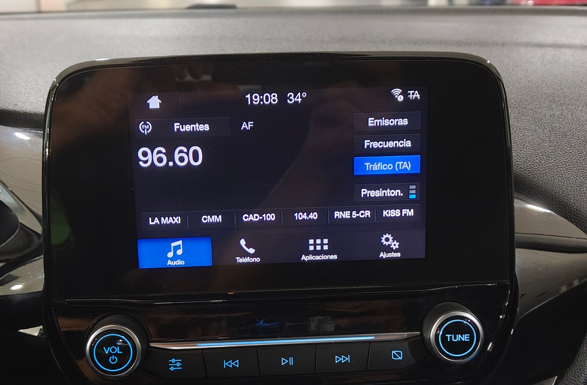 Ford Fiesta 1.0 EcoBoost Trend+ - foto 27