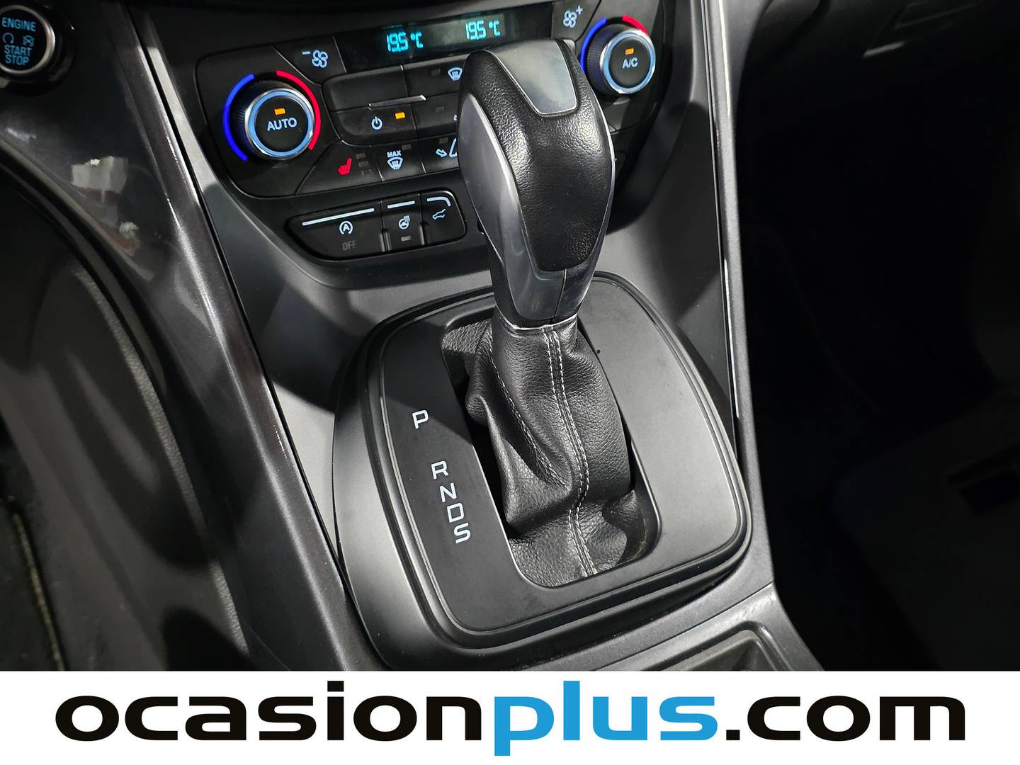 Foto Ford Kuga Ford Kuga 2.0 TDCI S&S Vignale 4x4 Powershift (150 CV)