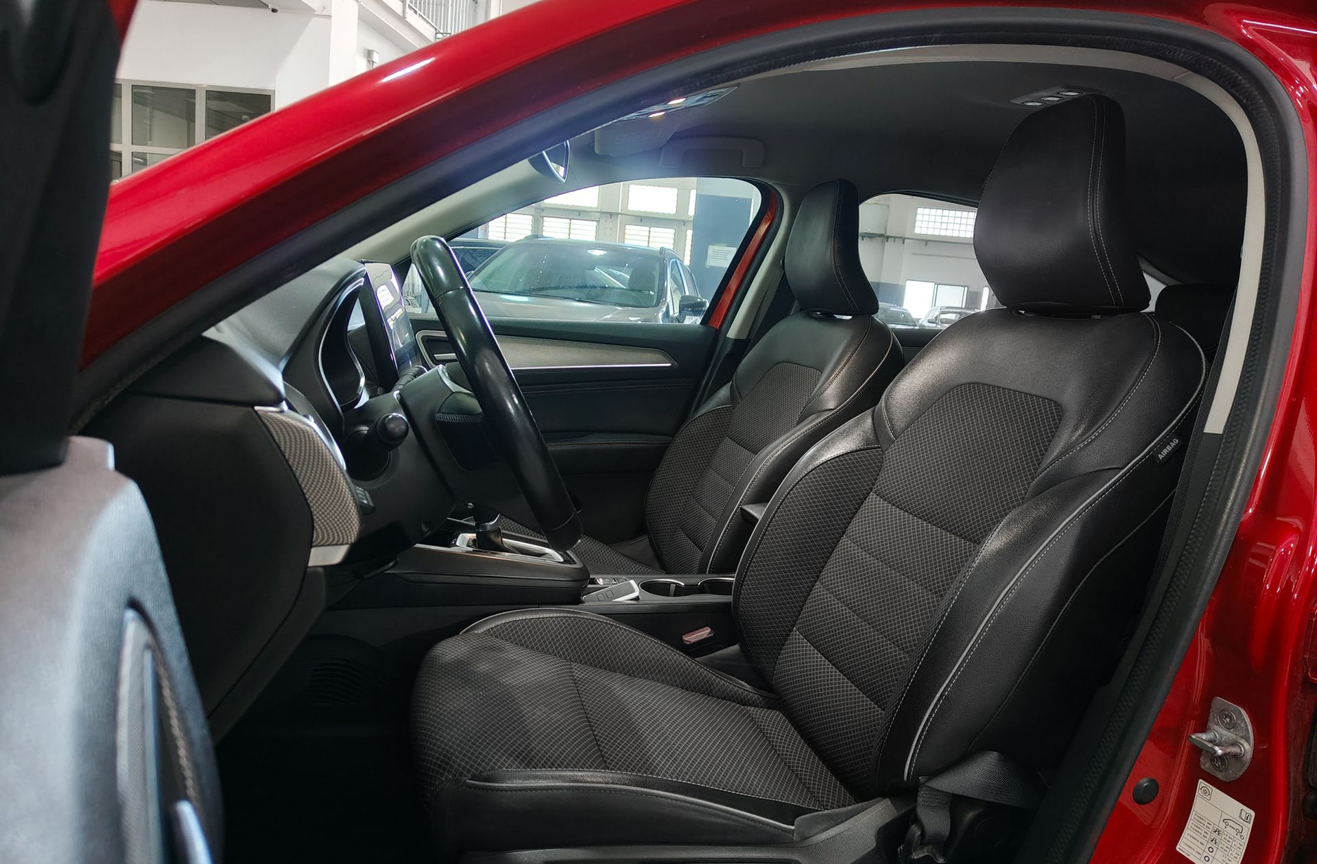 Renault Arkana Zen E-Tech Híbrido - foto 12