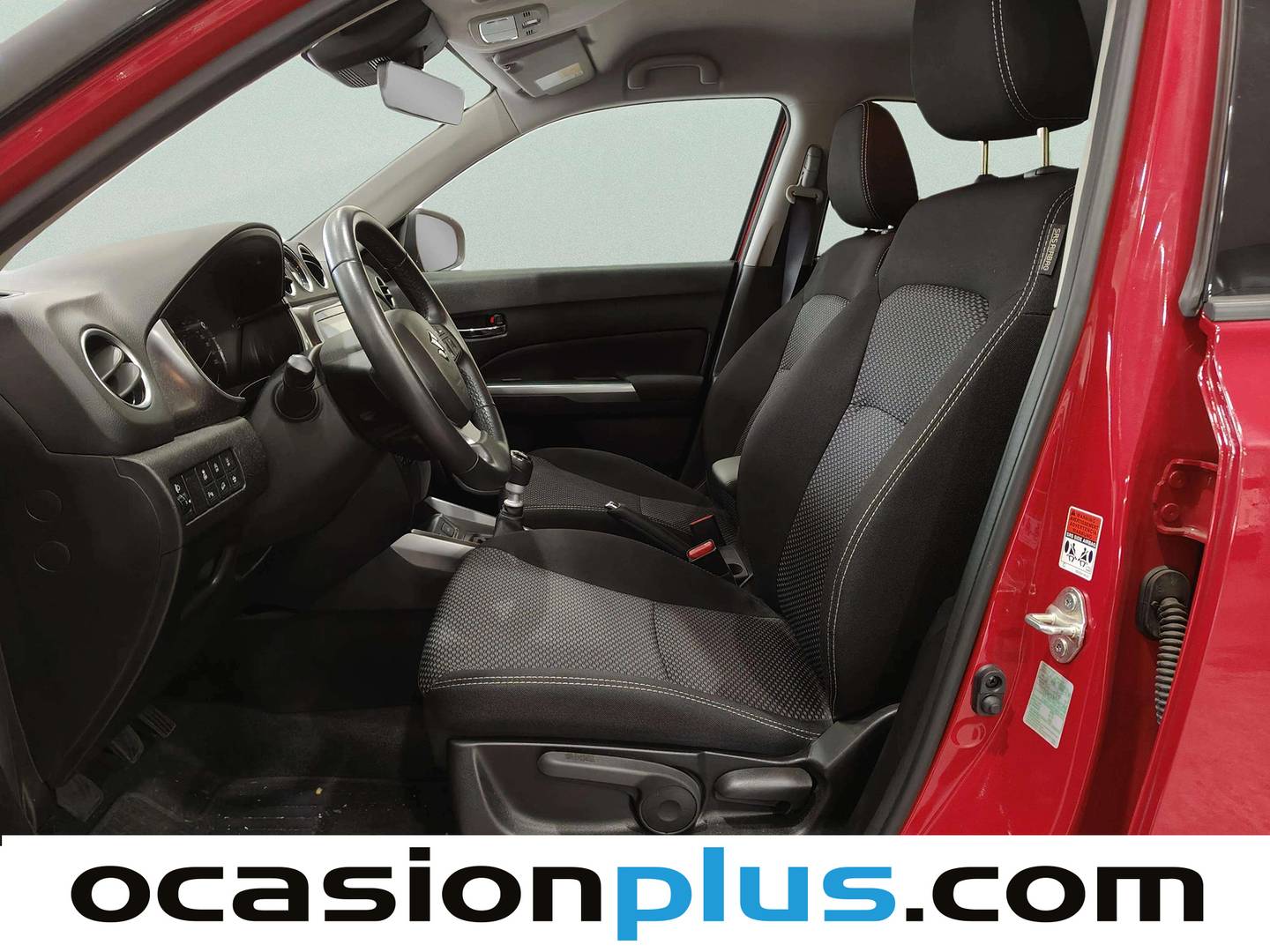 Foto asientos delanteros Suzuki Vitara Suzuki Vitara 1.4 T Mild Hybrid GLE 4WD (129 CV)