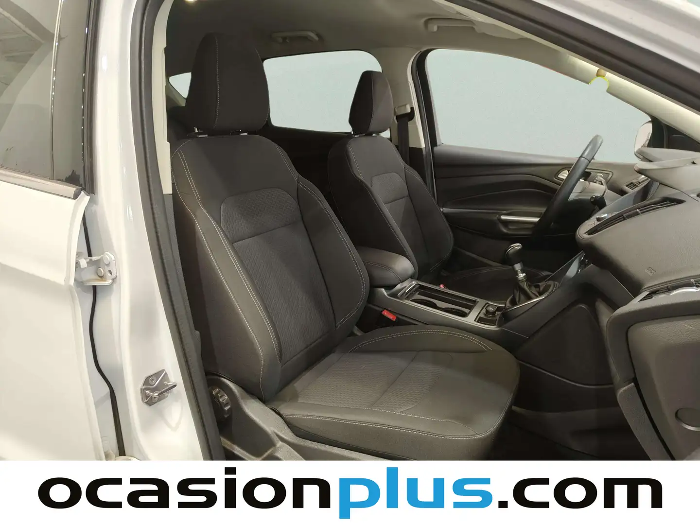 Foto Ford Kuga Ford Kuga 1.5 EcoBoost Trend+ 4x2 (120 CV)