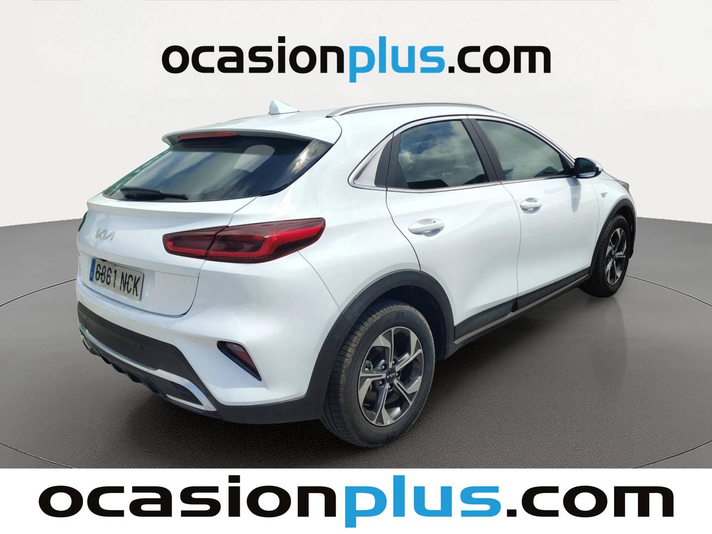 Foto trasera KIA XCeed KIA XCeed 1.0 T-GDi Drive (100 CV) derecha