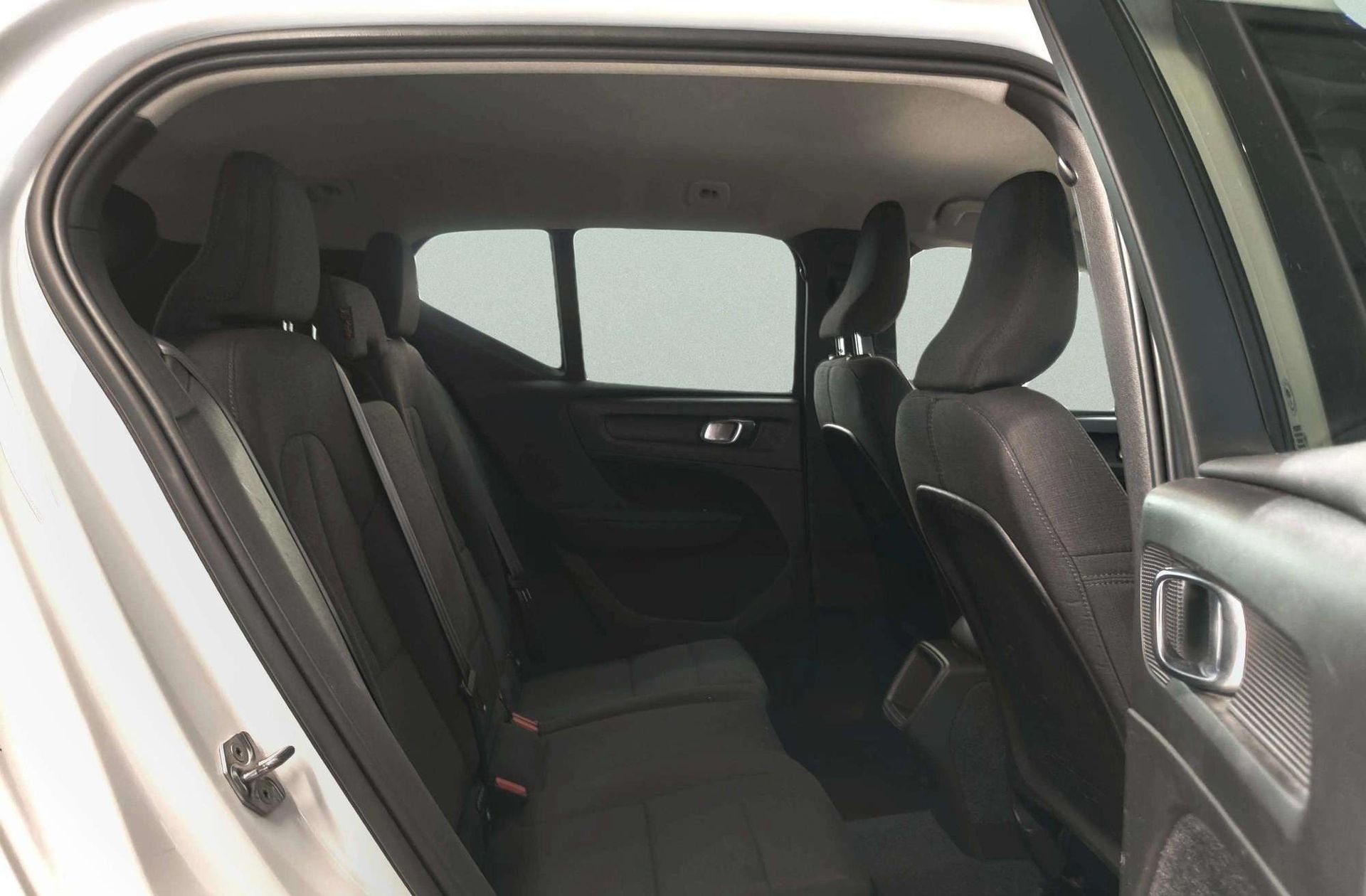 Volvo XC40 T3 - foto 17