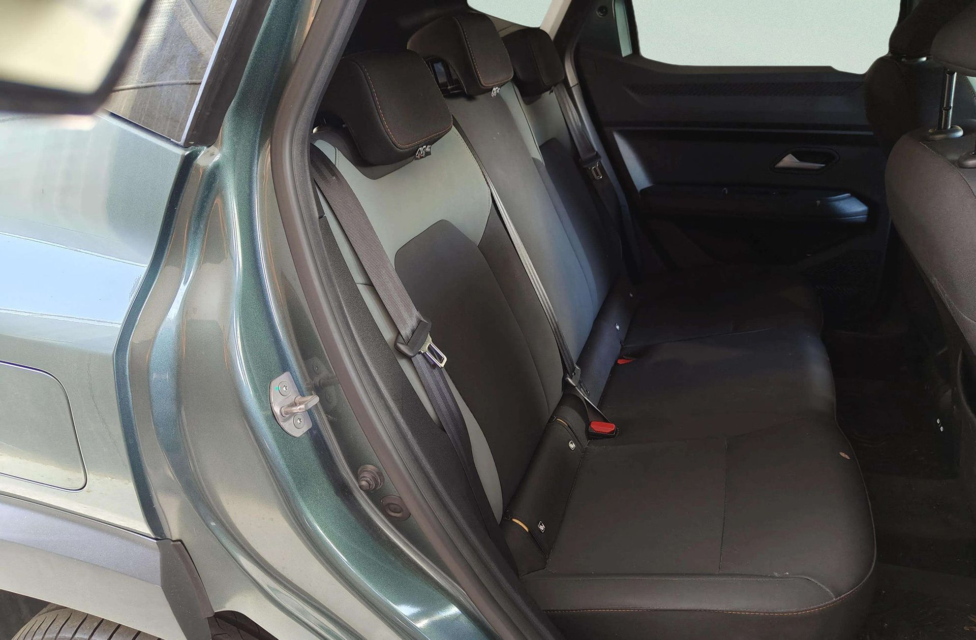 Dacia Duster Extreme Hybrid - foto 20