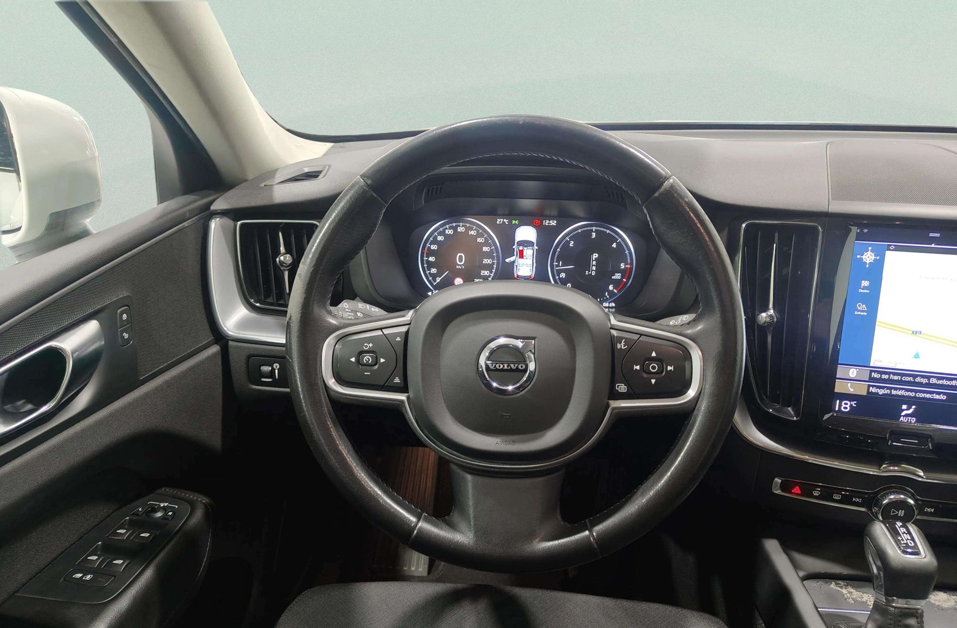 Volvo XC60 D4 Momentum - foto 28