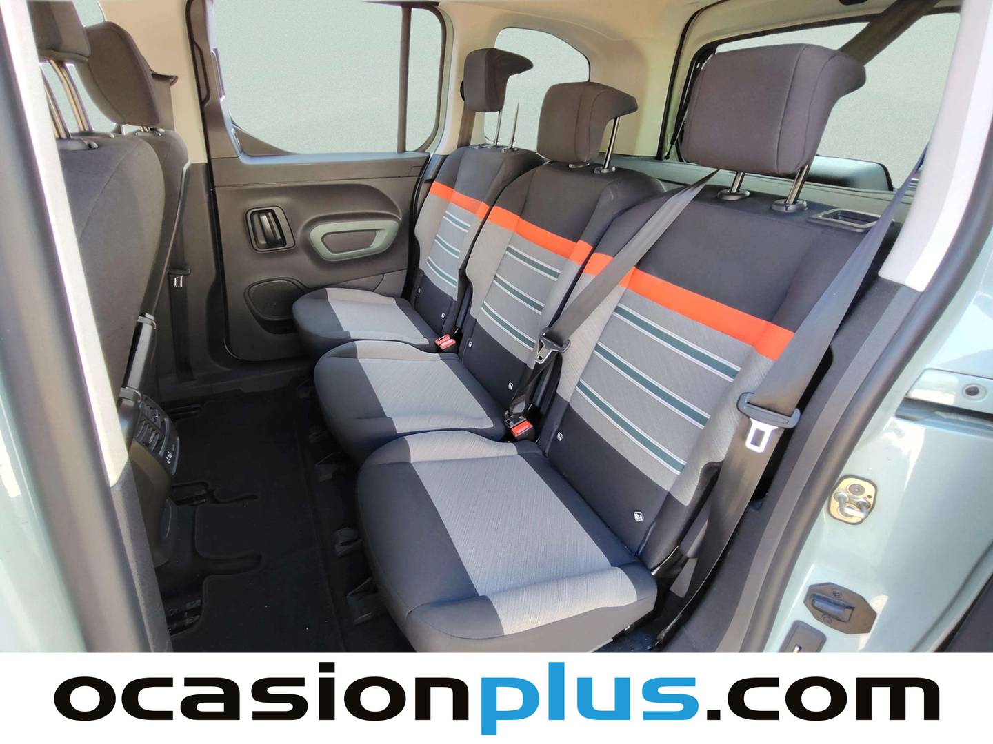 Foto asientos traseros Citroën Berlingo Citroën Berlingo BlueHDi 130 S&S Talla M Shine (130 CV)
