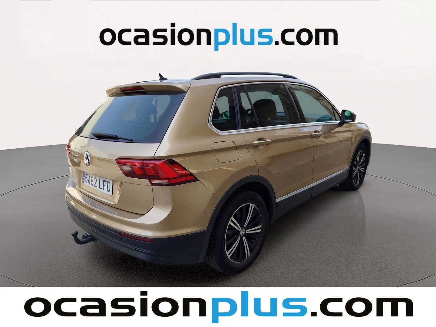 Foto trasera Volkswagen Tiguan Volkswagen Tiguan Advance 2.0 TDI (150 CV) derecha