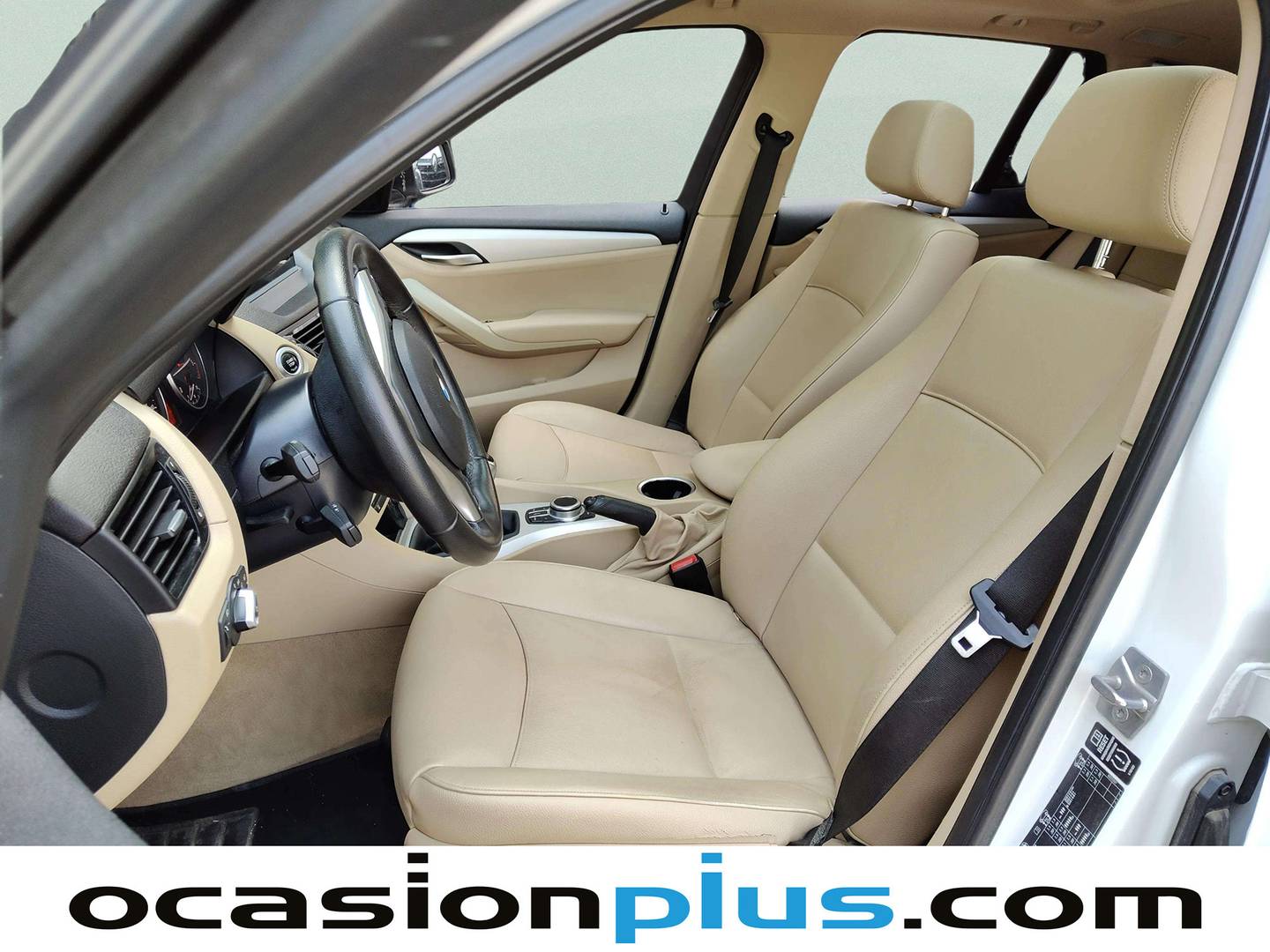 Foto asientos delanteros BMW X1 BMW X1 xDrive20d (184 CV)