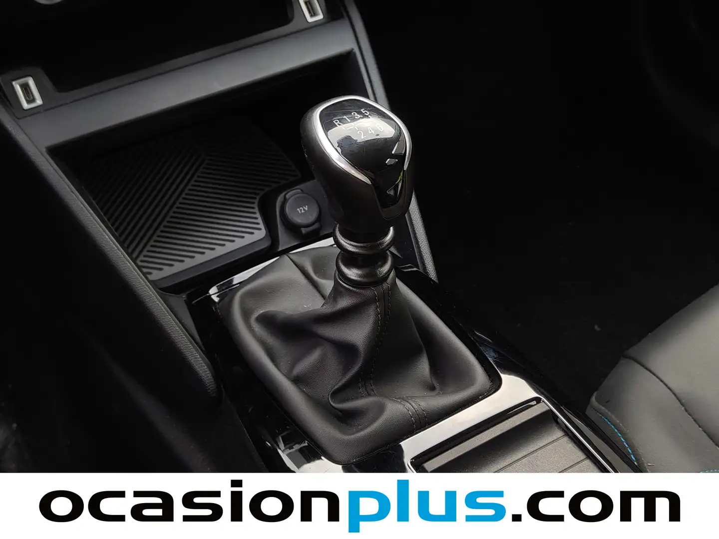 Foto Citroën C4 Citroen C4 PureTech 130 S&S 6v Feel Pack (130 CV)