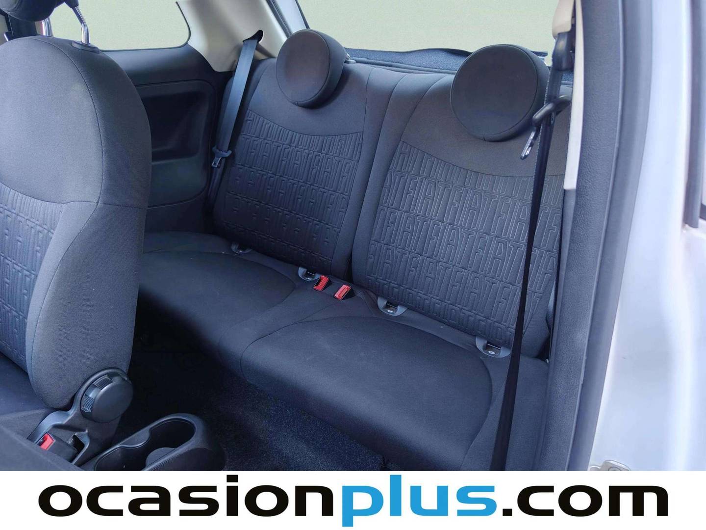 Foto asientos traseros Fiat 500 Fiat 500 1.0 Hybrid Dolcevita (70 CV)