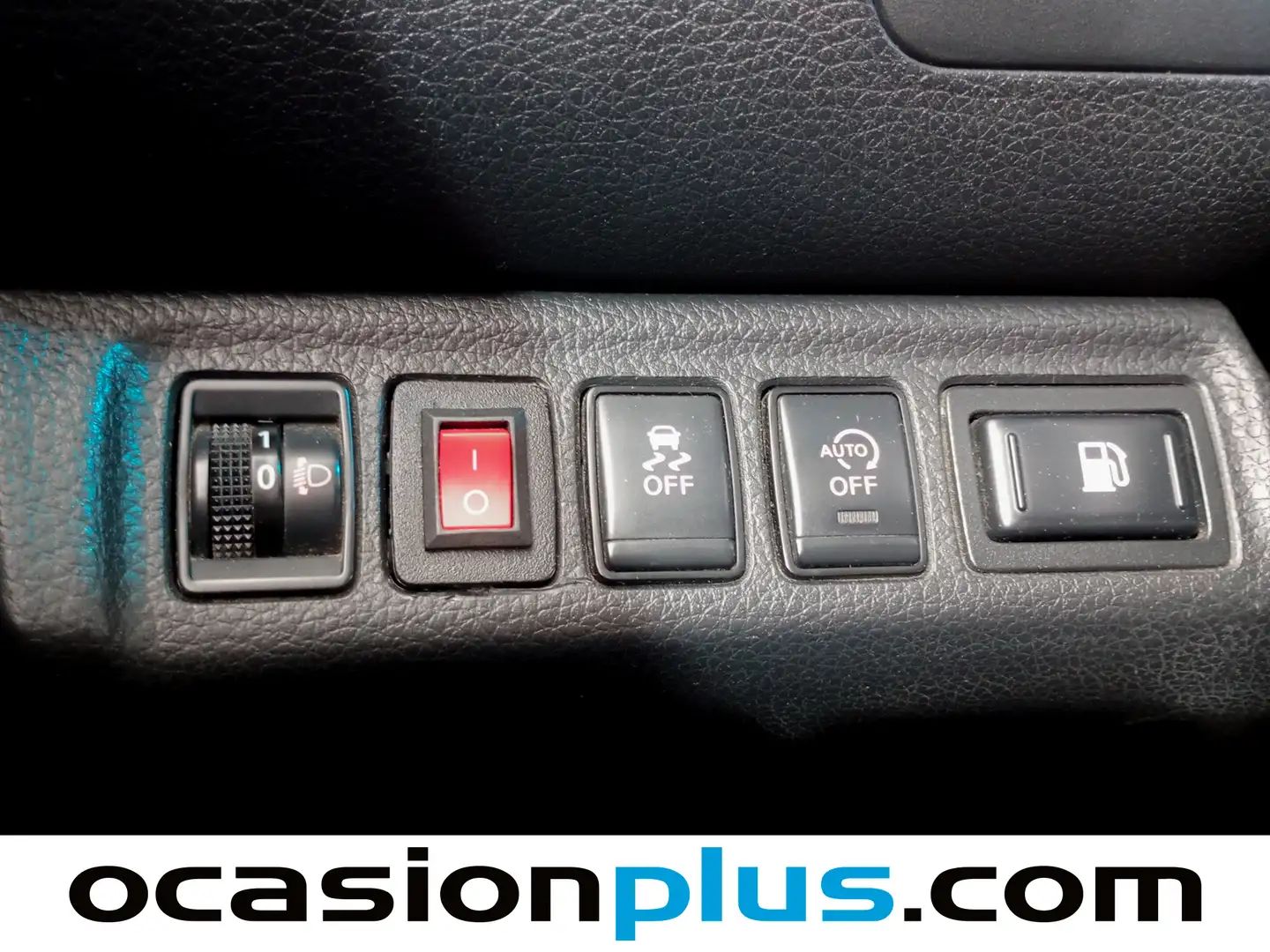 Foto Nissan Navara Nissan Navara PickUp 2.3 dCi Doble Cabina EU6 (160 CV)