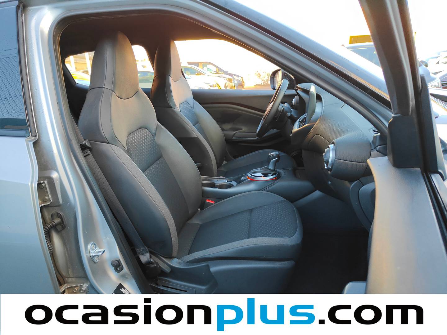 Foto Nissan JUKE Nissan Juke DIG-T N-Connecta 4x2 DCT (114 CV)