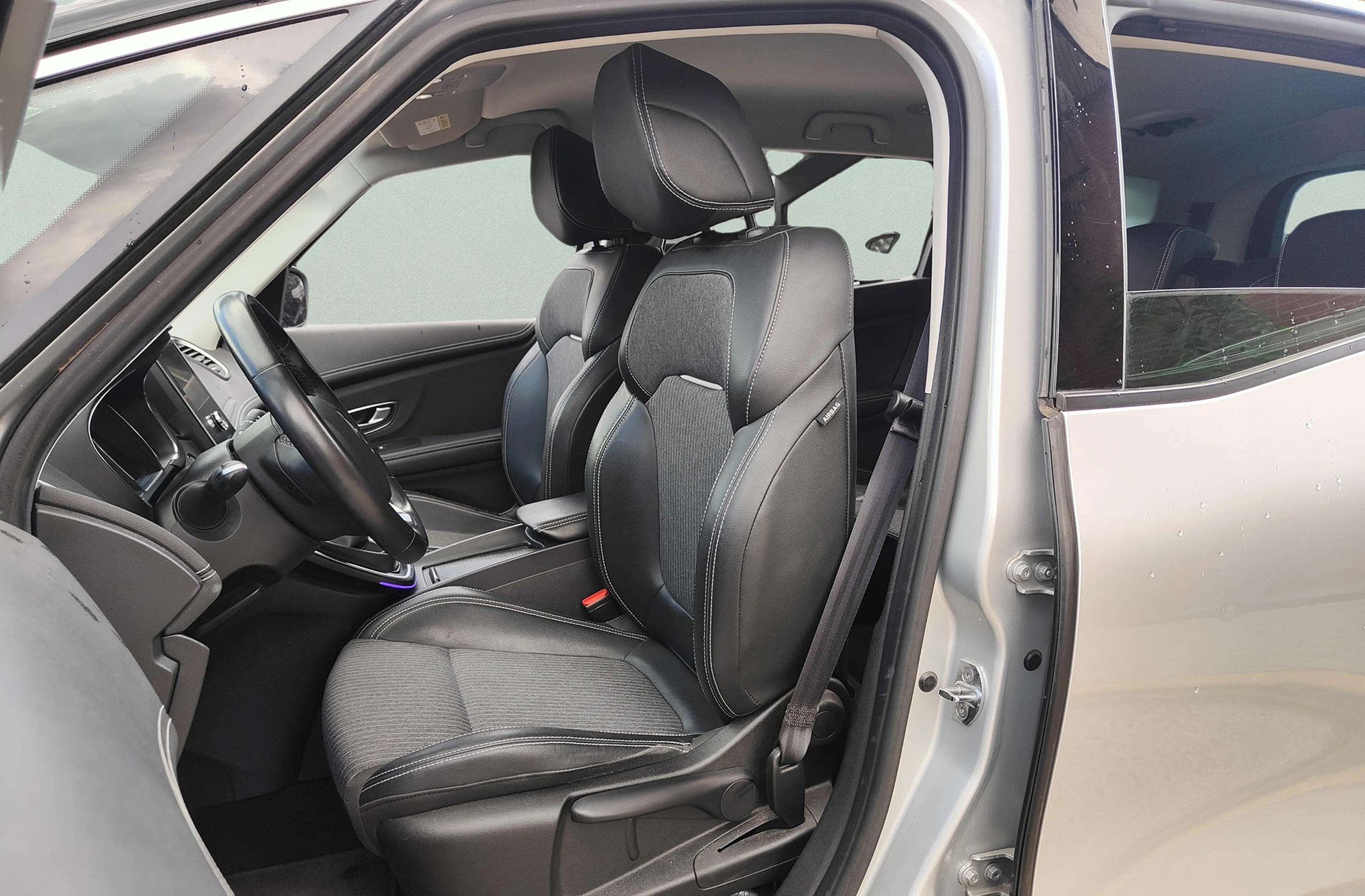 Renault Grand Scénic Zen TCe GPF 7 plazas - foto 13