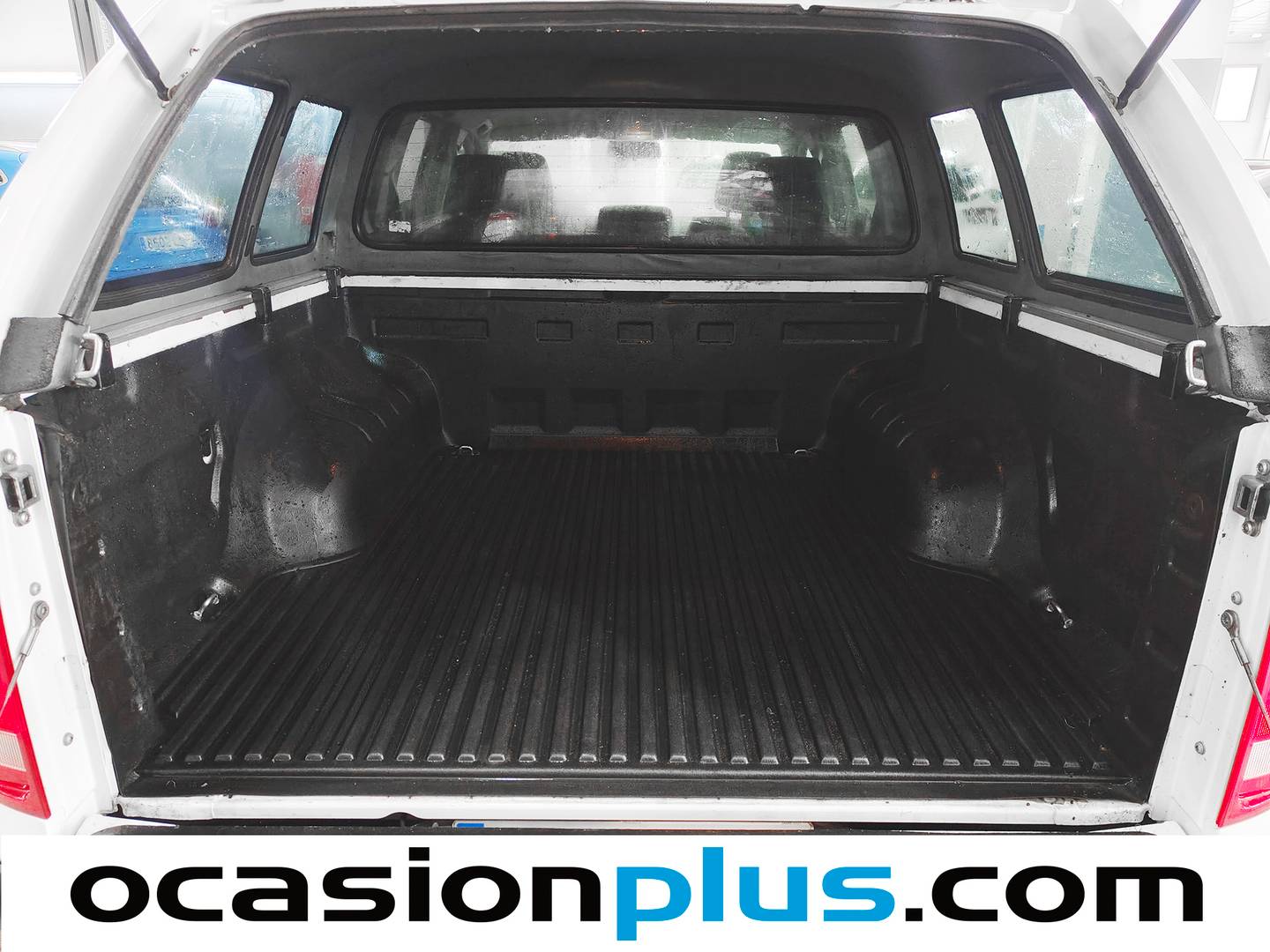 Fotos maletero Volkswagen Amarok Volkswagen Amarok Conect 3.0 TDI CD 4MO BMT (163 CV)