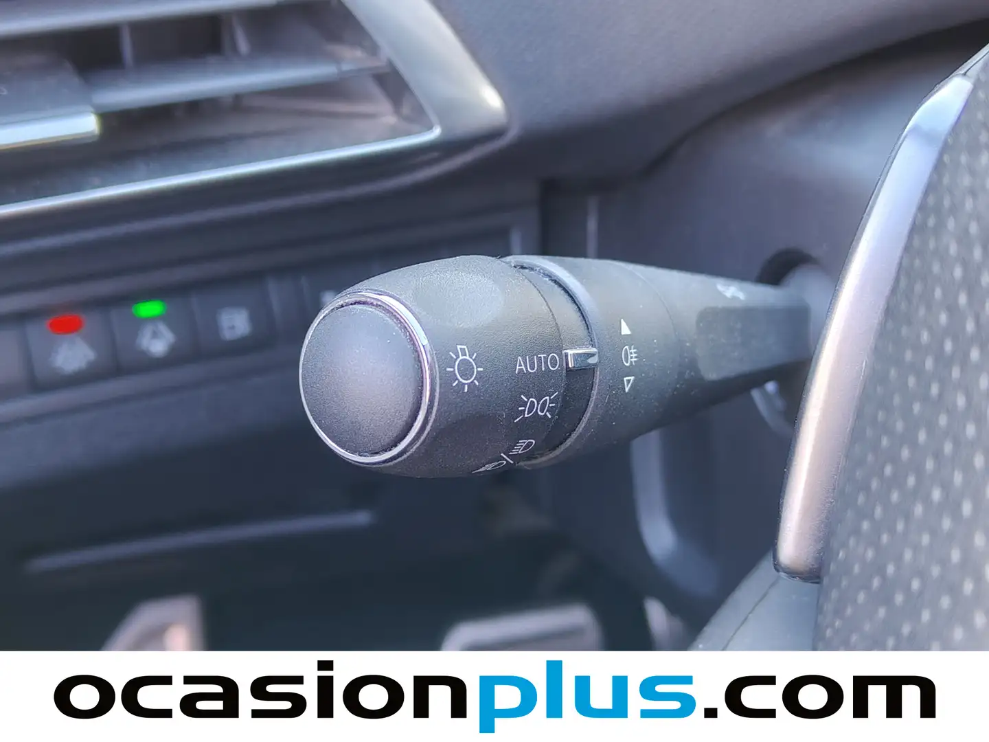 Foto Peugeot 3008 Hybrid Peugeot 3008 Hybrid 225 GT e-EAT8 (225 CV)