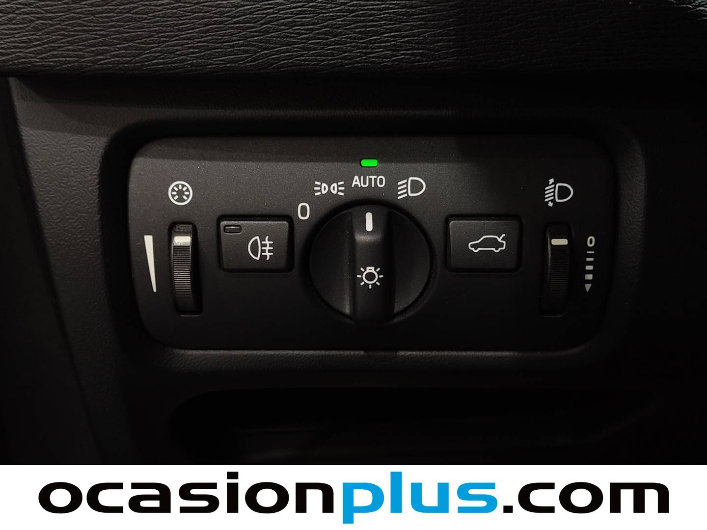 Extras del Volvo V40 Volvo V40 2.0 D3 Momentum (150 CV)