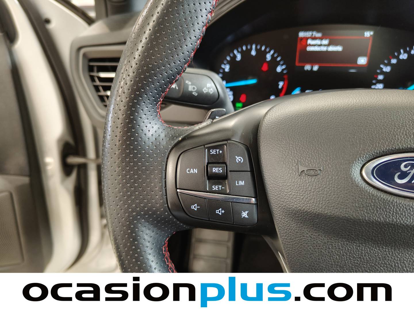 Foto Ford Focus Ford Focus 1.0 Ecoboost MHEV ST-Line Auto (125 CV)