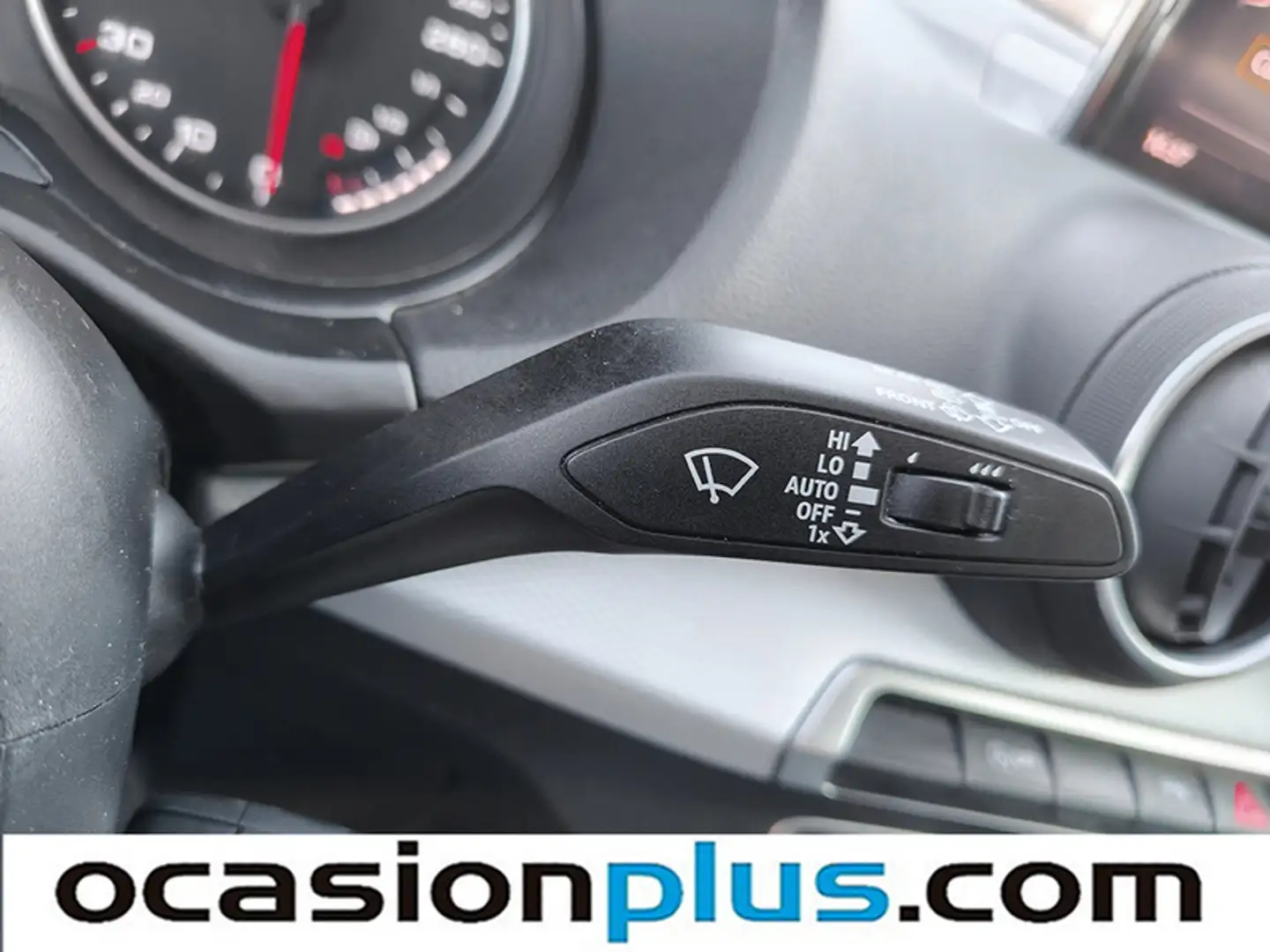 Foto Audi Q2 Audi Q2 design 35 TFSI (150 CV)