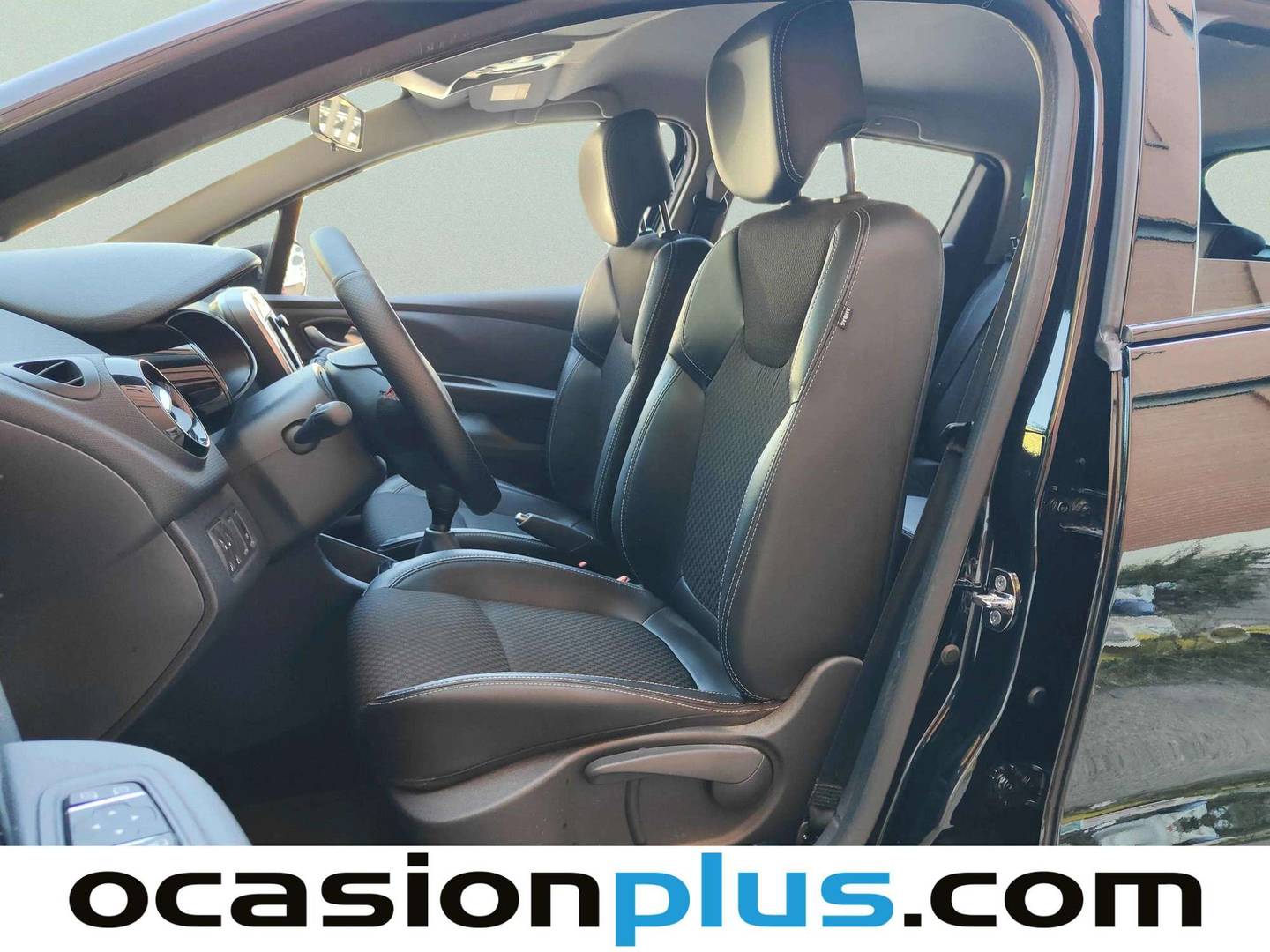 Foto asientos delanteros Renault Clio Renault Clio Zen Energy TCe (90 CV)