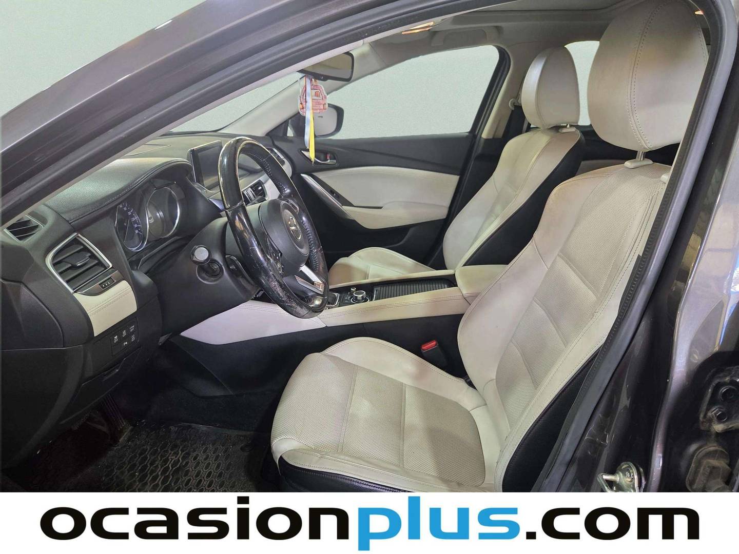 Foto asientos delanteros Mazda Mazda6 Mazda Mazda 6 2.5 GE WAGON Luxury + Pack Premium + Pack Travel + SR AT (192 CV)