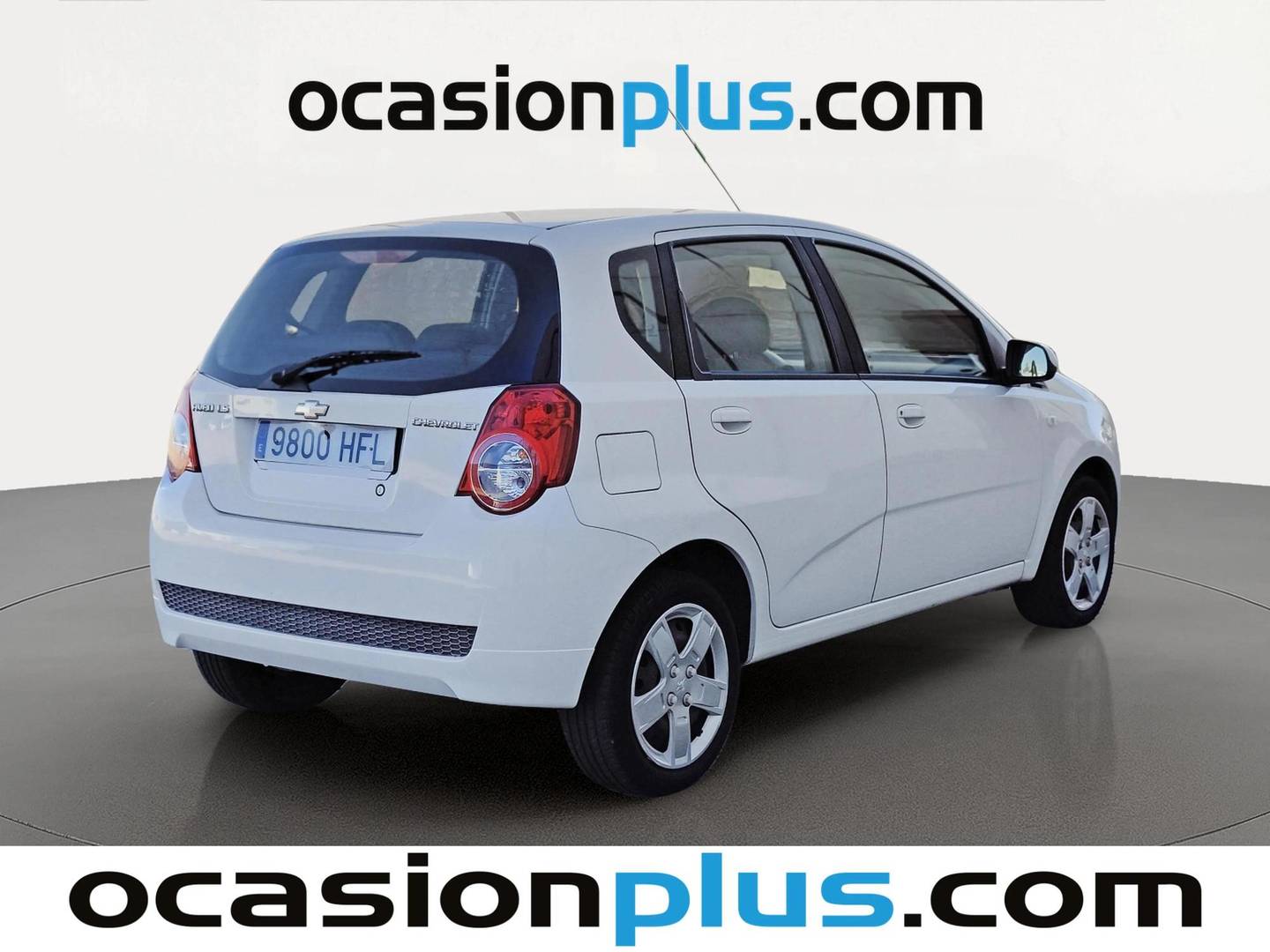 Foto trasera Chevrolet Aveo Chevrolet Aveo 1.2 16v LS (84 CV) derecha