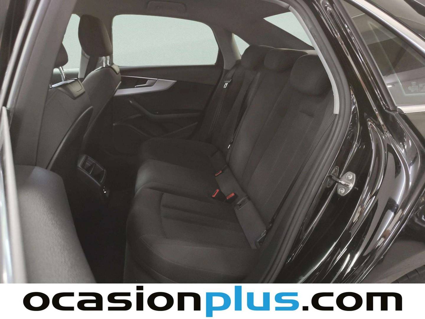 Foto asientos traseros Audi A4 Audi A4 Advanced 35 TFSI (150 CV) S tronic