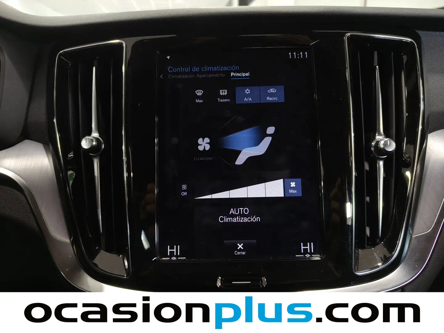 Foto Volvo V60 Volvo V60 T8 Business Plus AWD Auto (390 CV)