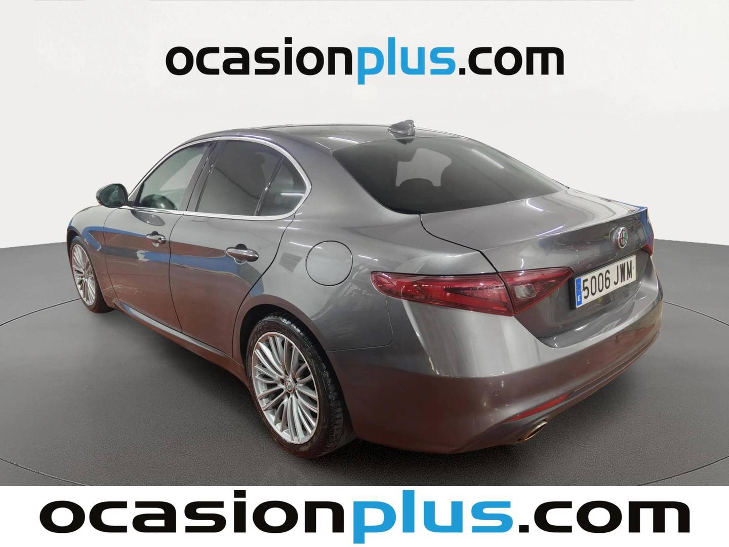 Foto trasera Alfa Romeo Giulia Alfa Romeo Giulia 2.2 Diesel Super AT (150 CV) izquierda