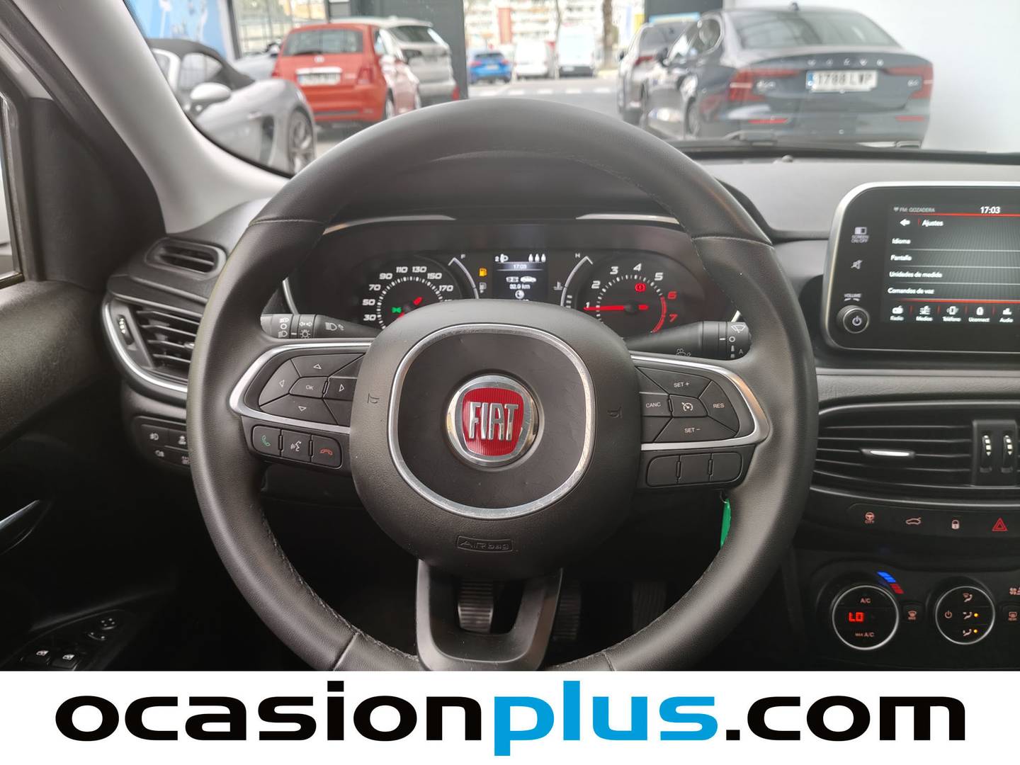 Extras y acabados del Fiat Tipo Fiat Tipo 1.4 16v Lounge (95 CV)