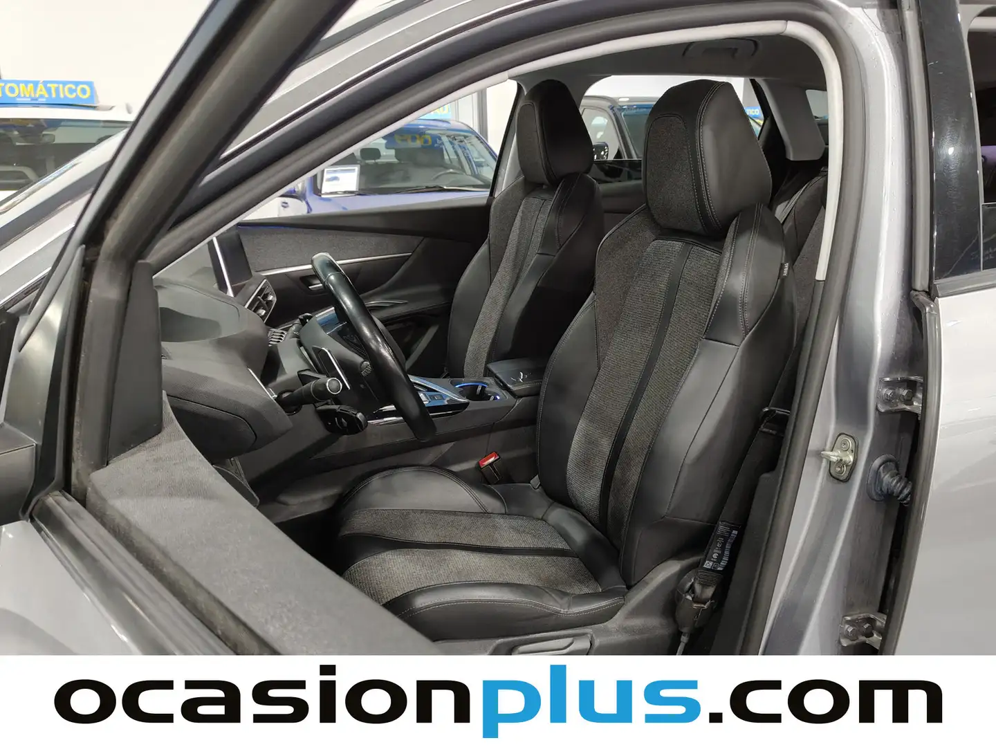 Foto Peugeot 3008 Peugeot 3008 PureTech 130 Allure EAT8 (130 CV)