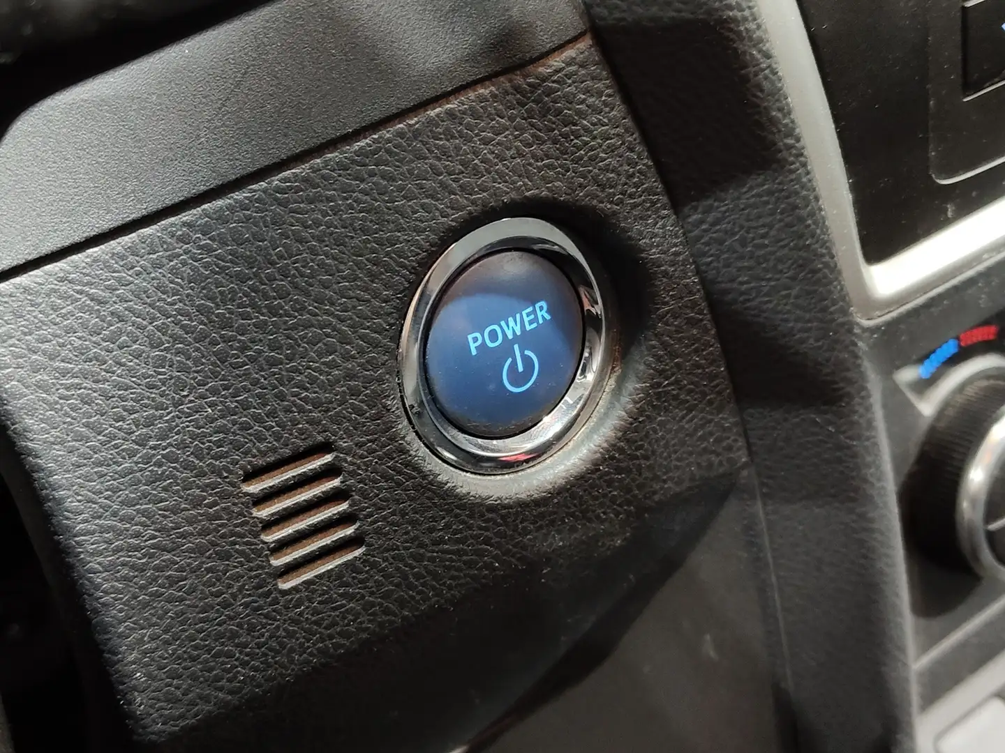 Foto Toyota Auris Toyota Auris Hybrid Touring Sports Advance (136 CV)