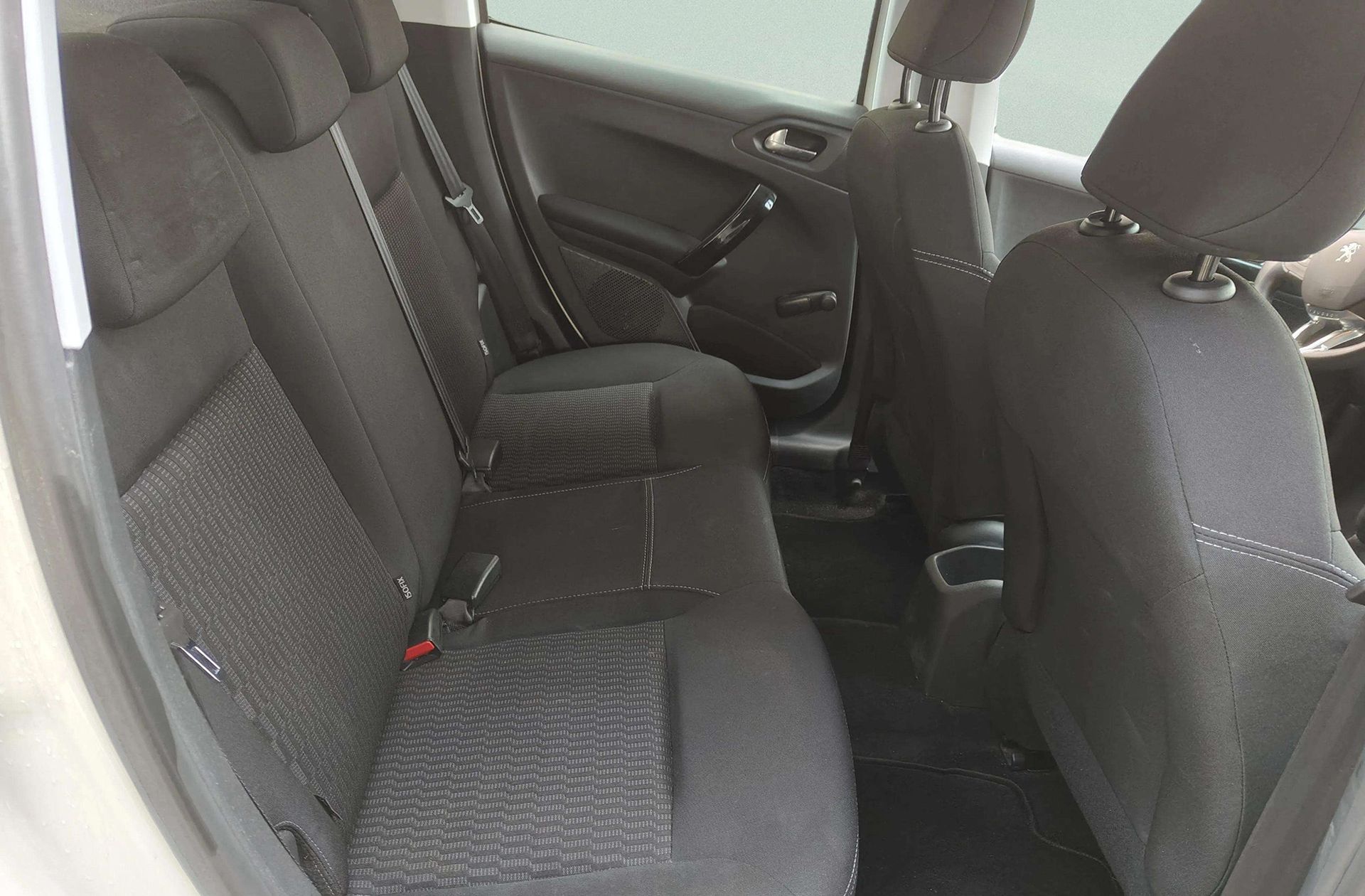 Peugeot 208 1.2 PureTech Style - foto 14