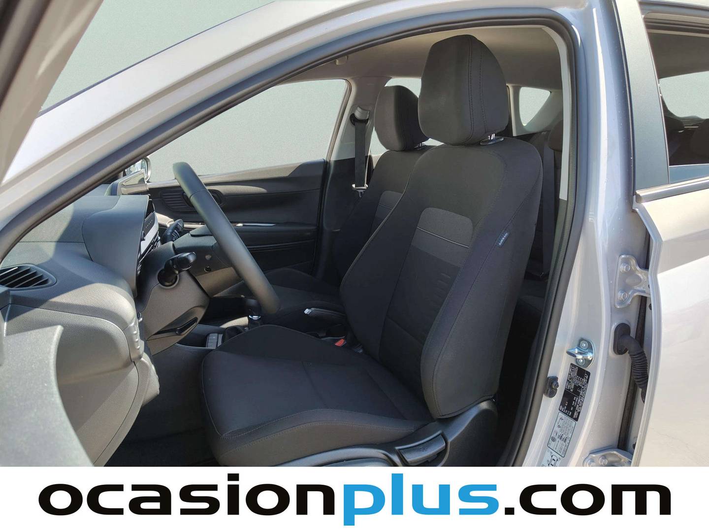 Foto asientos delanteros Hyundai Bayon Hyundai Bayon 1.2 MPI Maxx (79 CV)