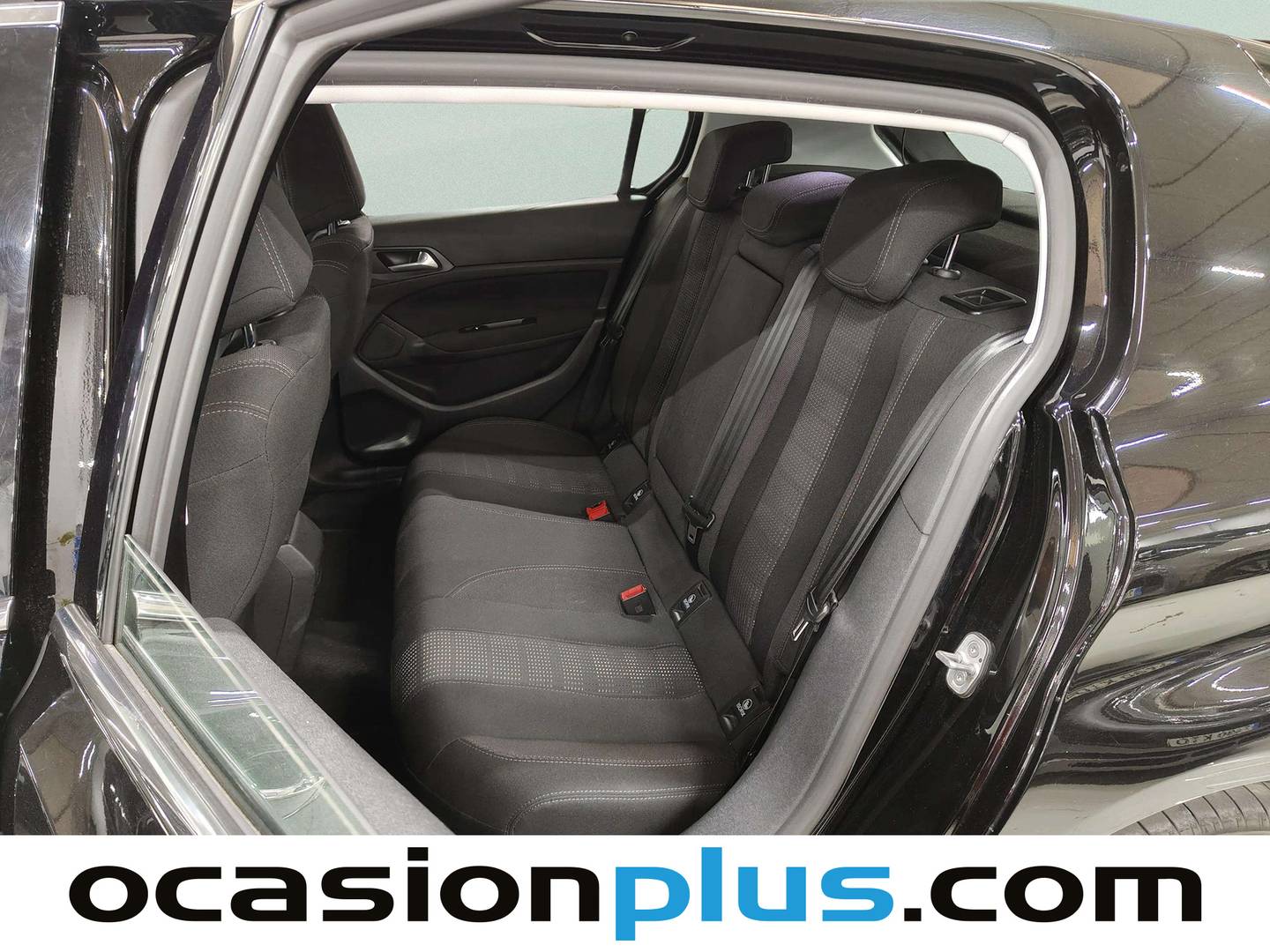 Foto asientos traseros Peugeot 308 Peugeot 308 PureTech 130 S&S Allure (130 CV)
