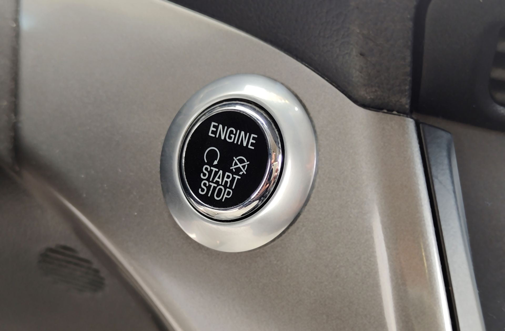 Ford Kuga 1.5 EcoBoost Trend 4x2 - foto 27