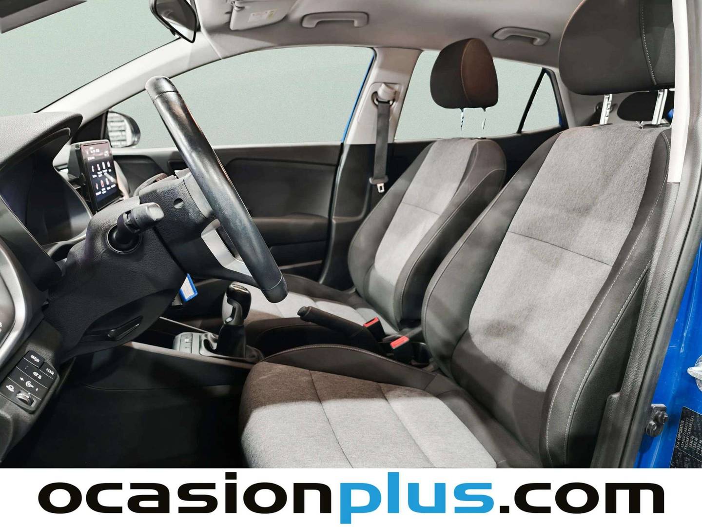Foto asientos delanteros KIA Stonic KIA Stonic 1.0 T-GDi MHEV Concept Plus (100 CV)