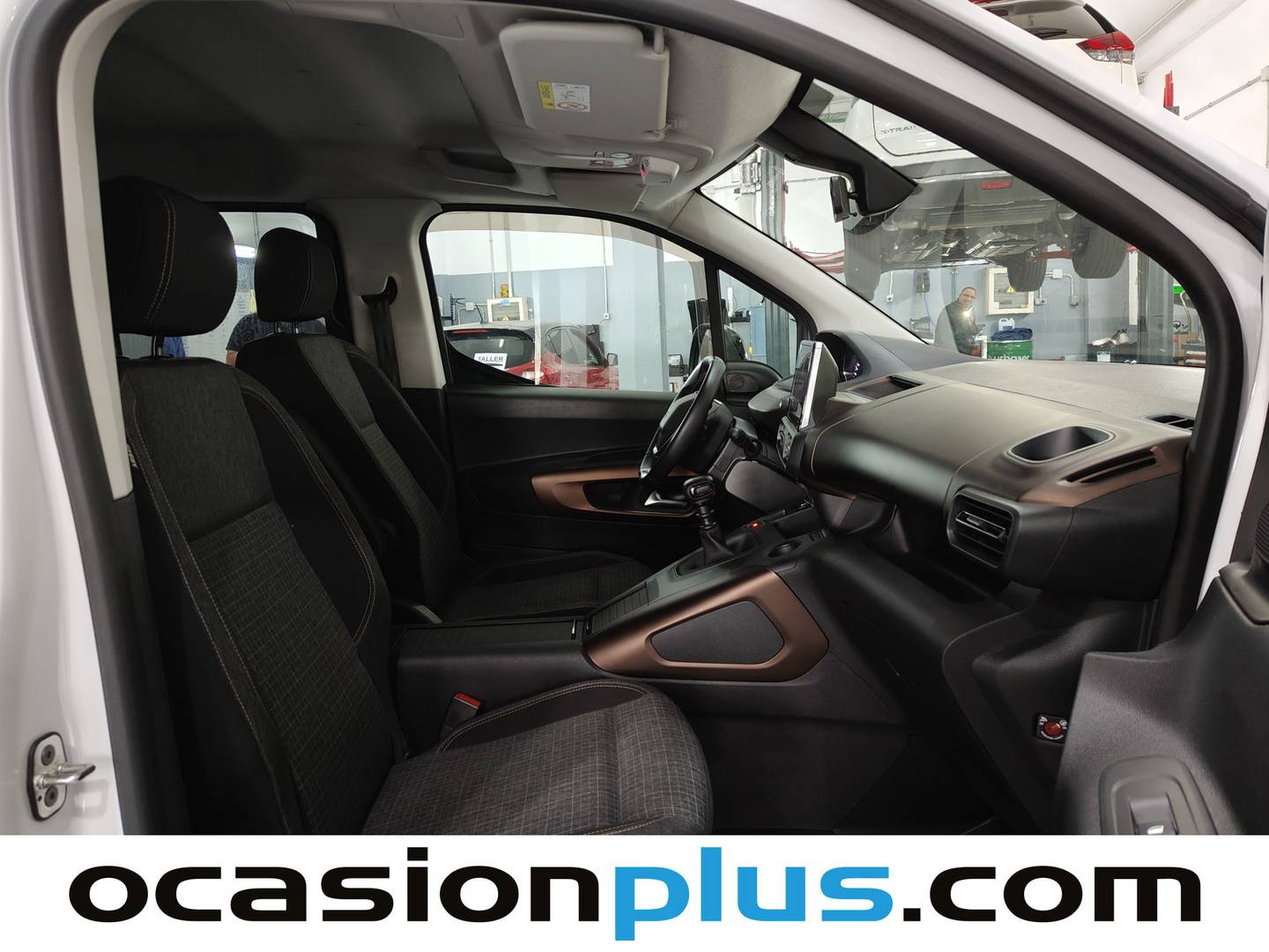 Foto Peugeot Rifter Peugeot Rifter BlueHDi 100 GT Business Standard (100 CV)