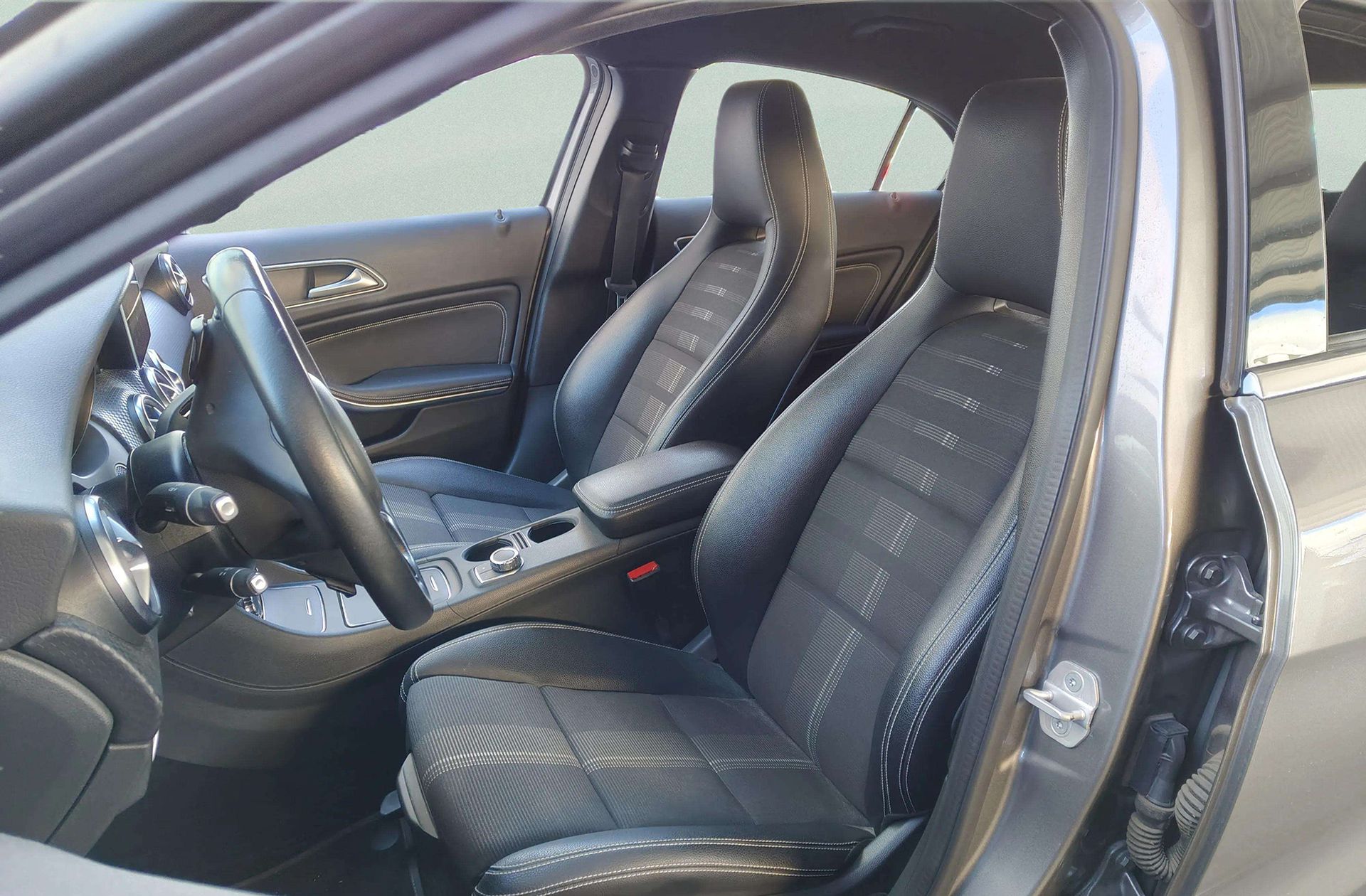 Mercedes-Benz Clase A 200 d - foto 11
