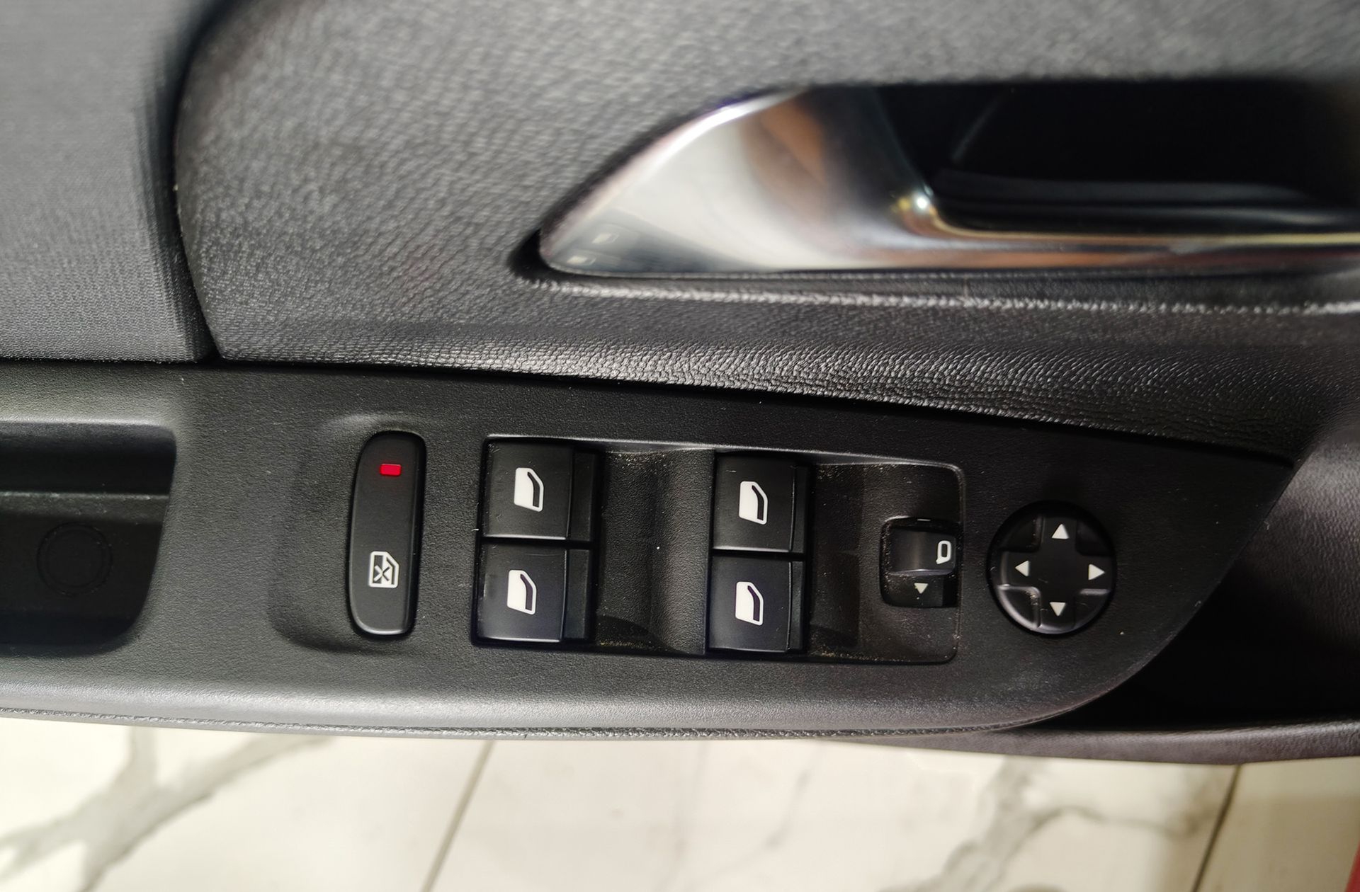 Opel Corsa 1.2 XEL Edition - foto 28