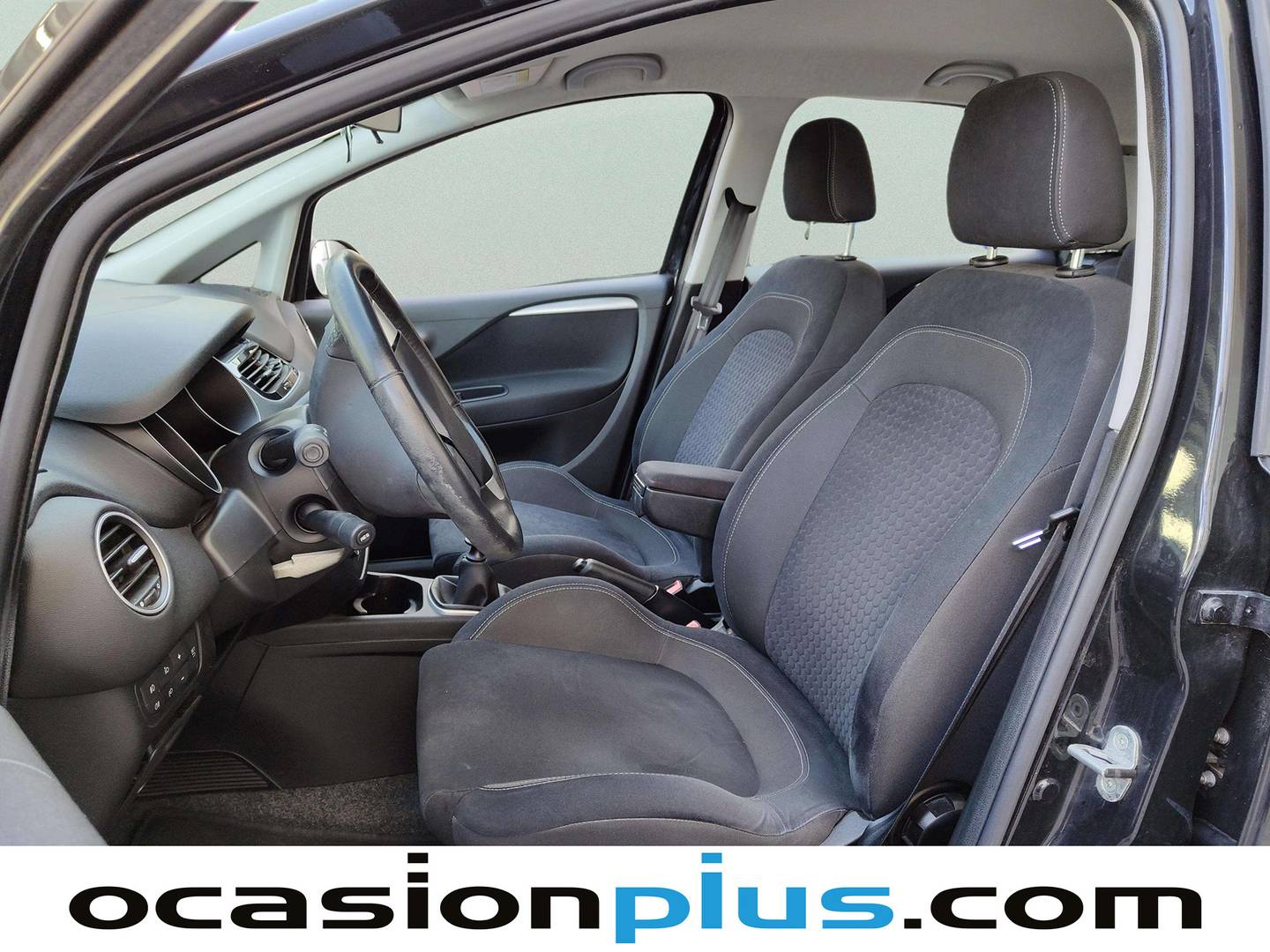 Foto asientos delanteros Fiat Punto Fiat Punto 1.2 S&S Easy (69 CV)