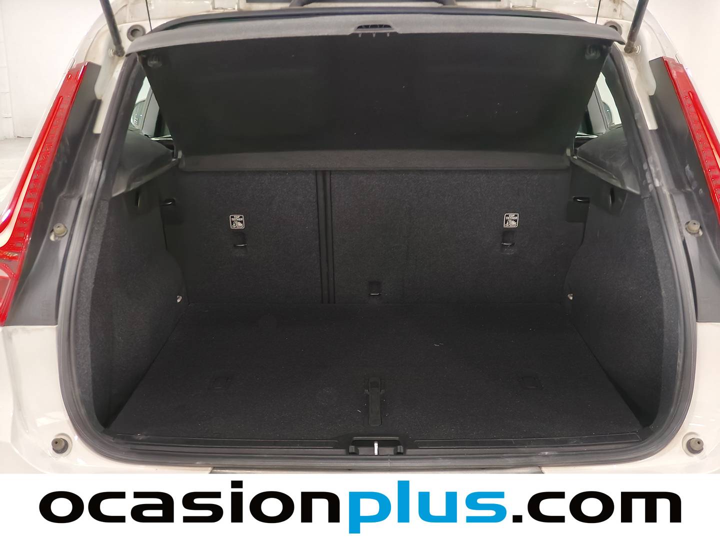 Fotos maletero Volvo XC40 Volvo XC40 D3 (150 CV)